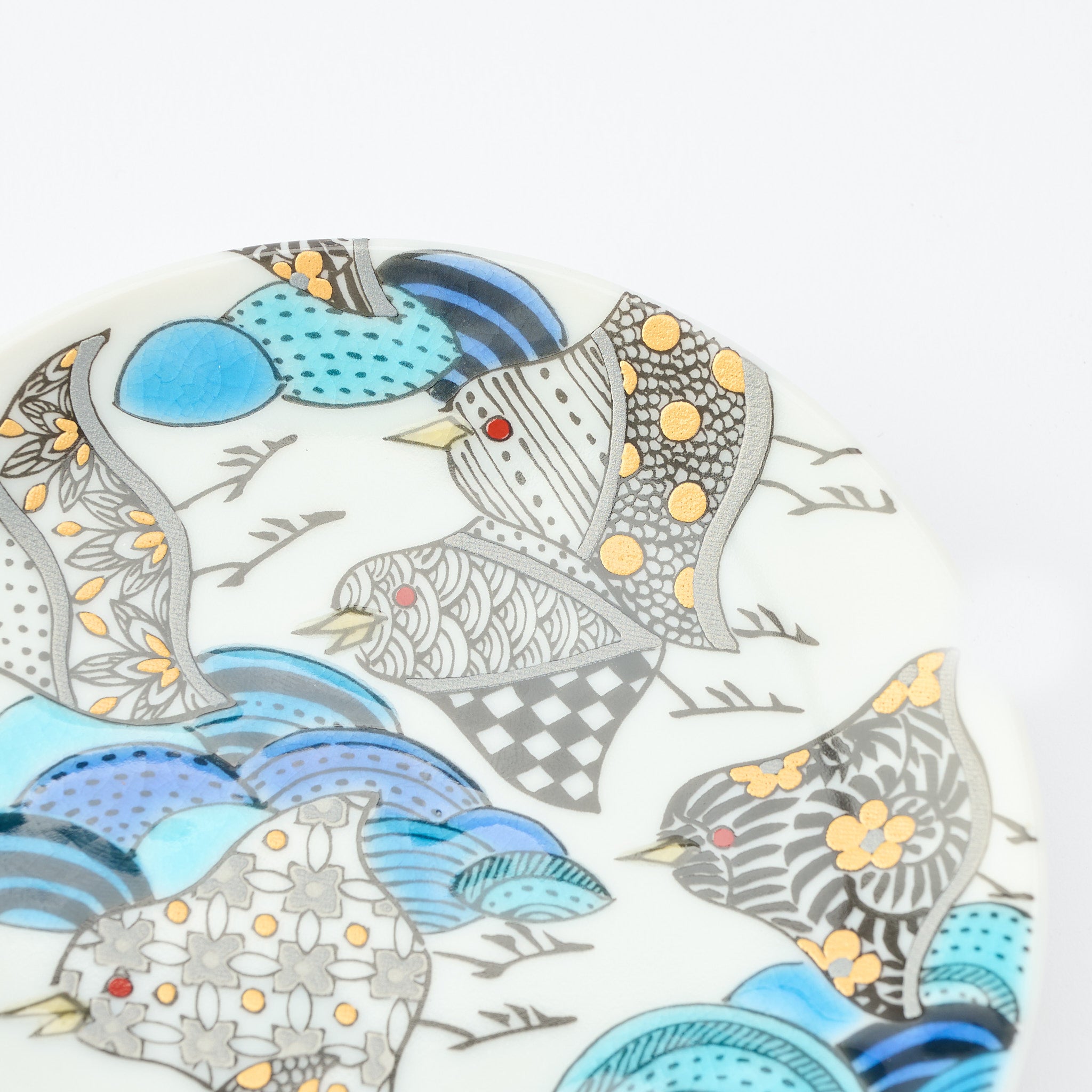 Kutani Art Auspicious Motifs Sauce Plate