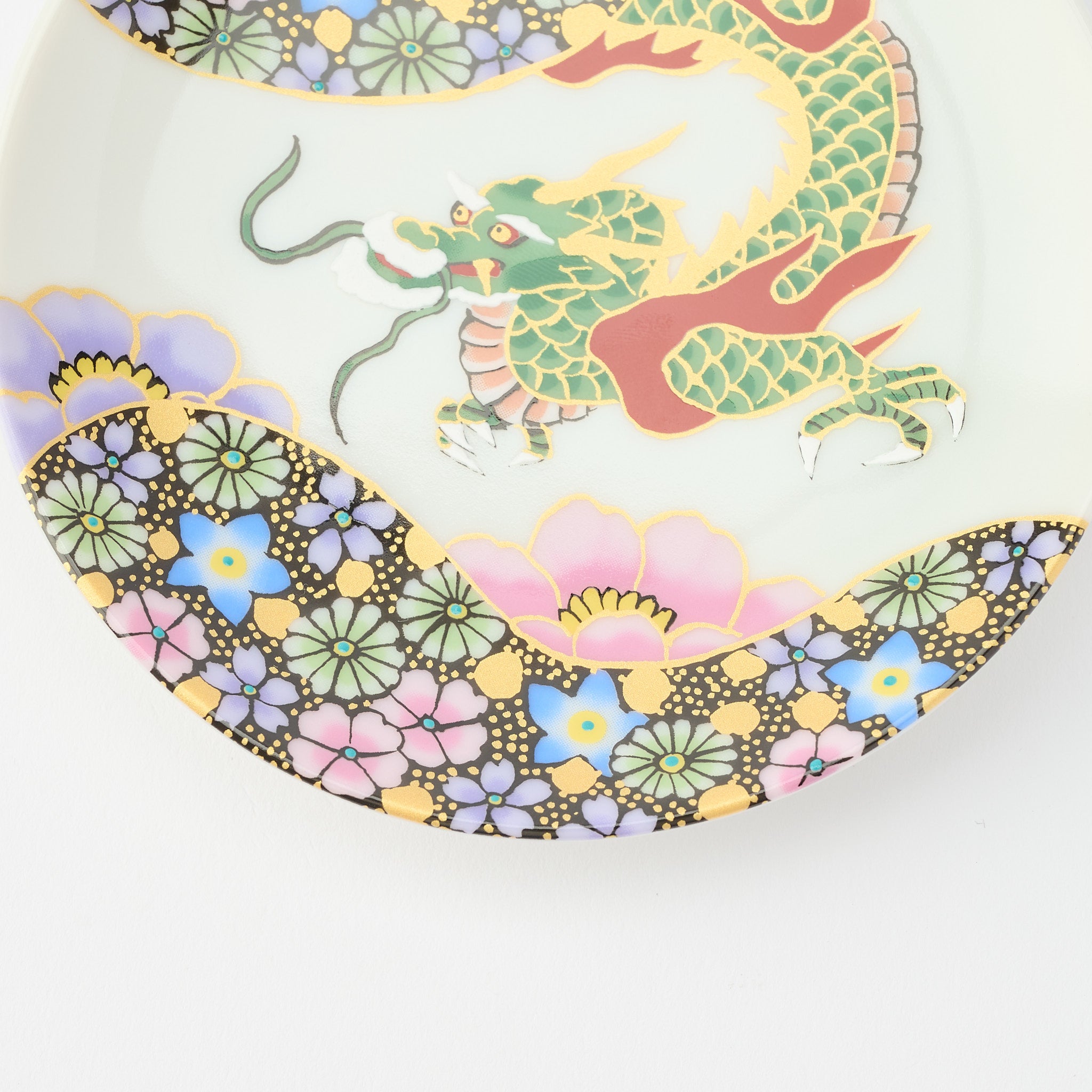 Kutani Art Auspicious Motifs Sauce Plate