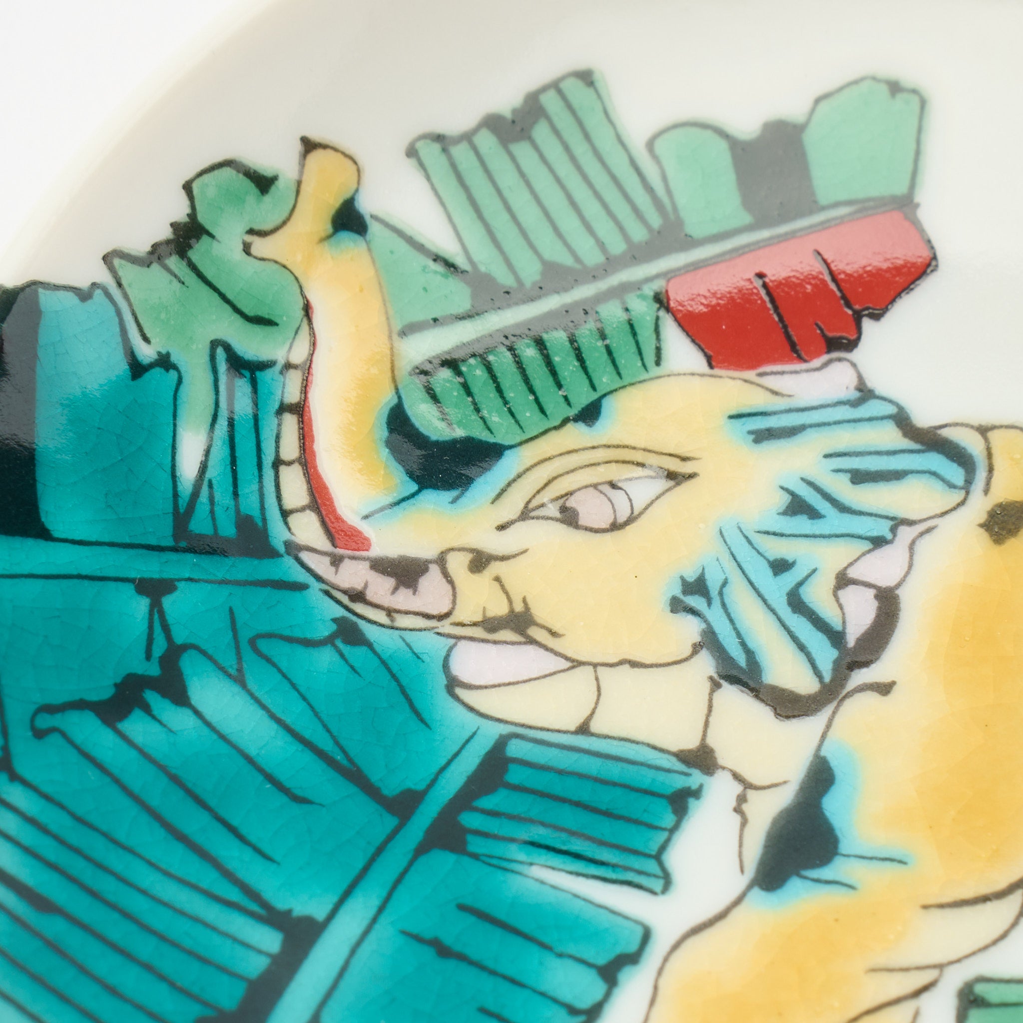 Kutani Art Auspicious Motifs Sauce Plate