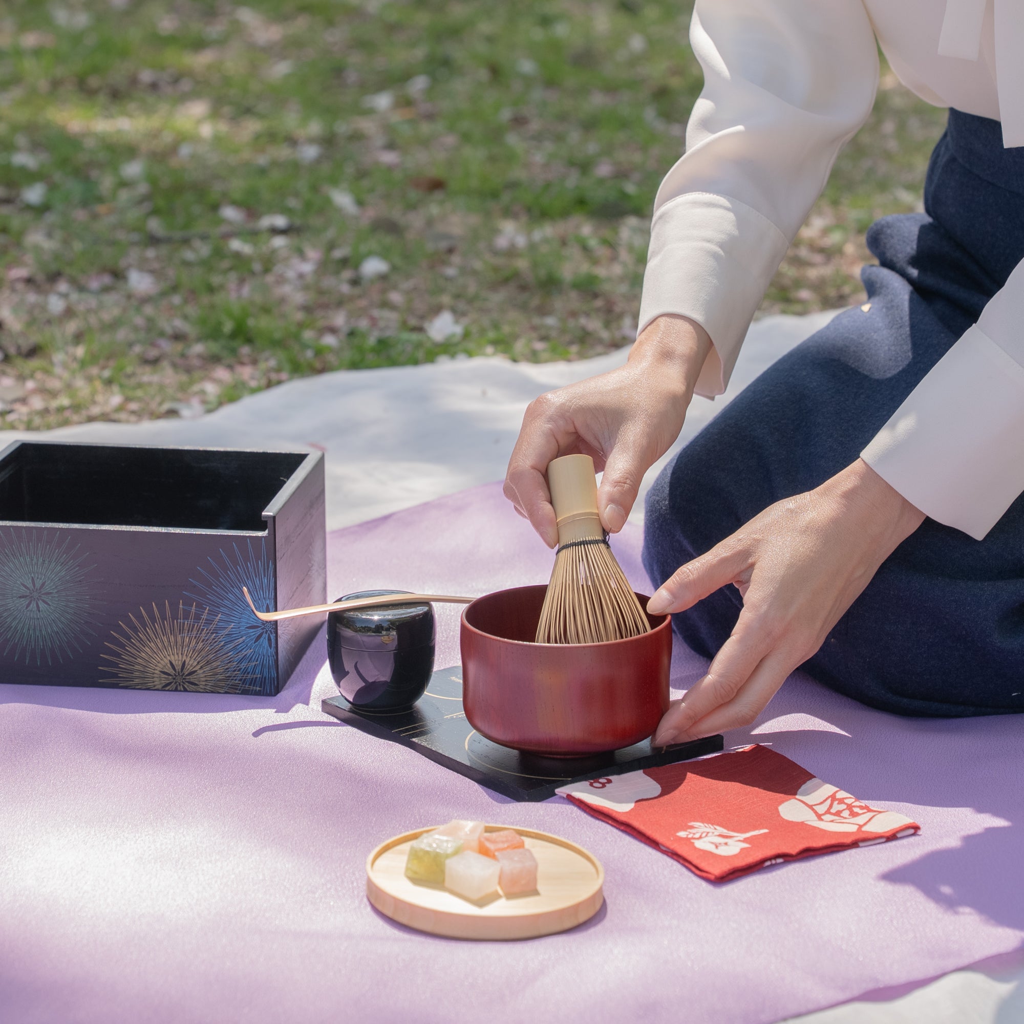 Yu-Chabako Black & Fireworks Matcha Tea Set