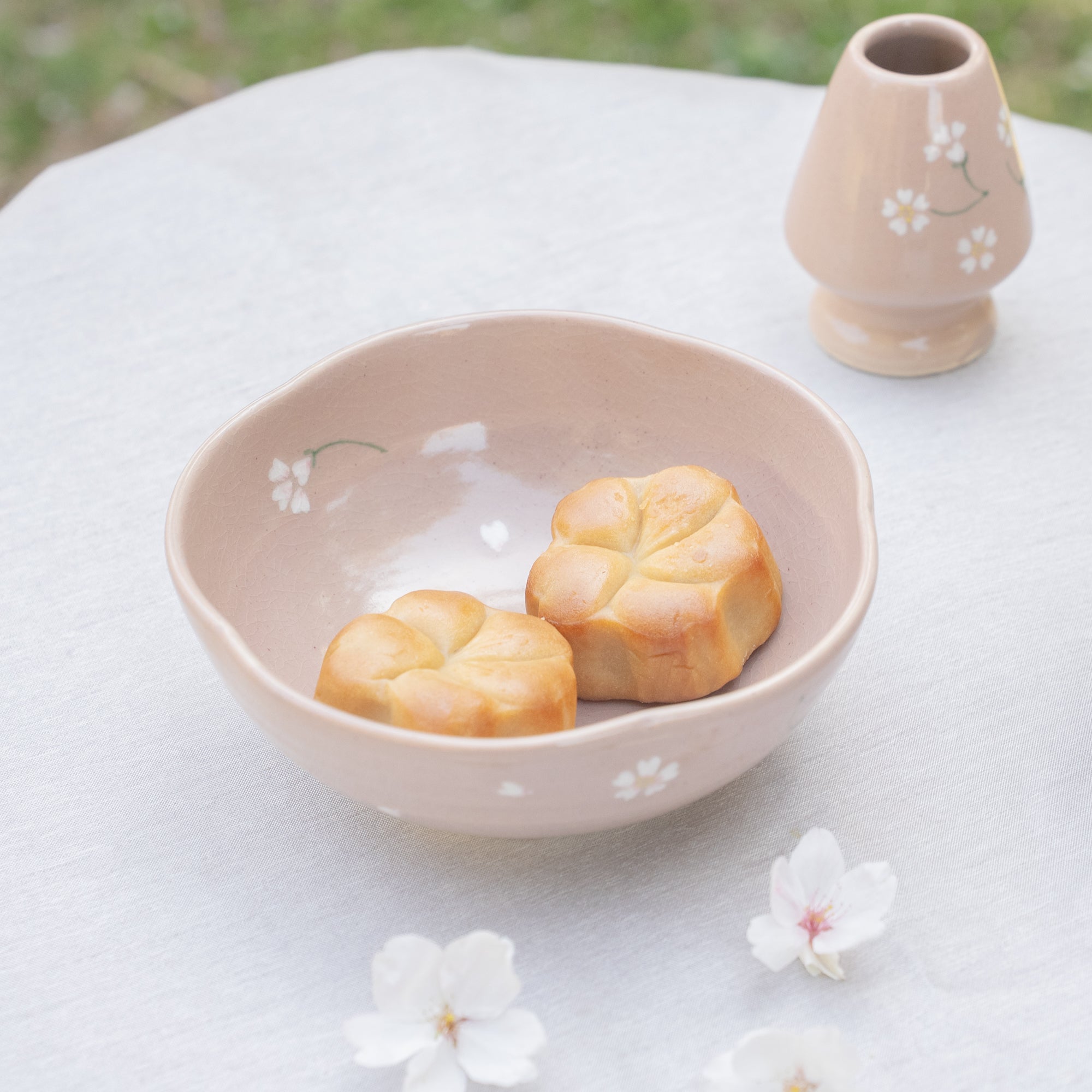 Floating Sakura Medium Bowl
