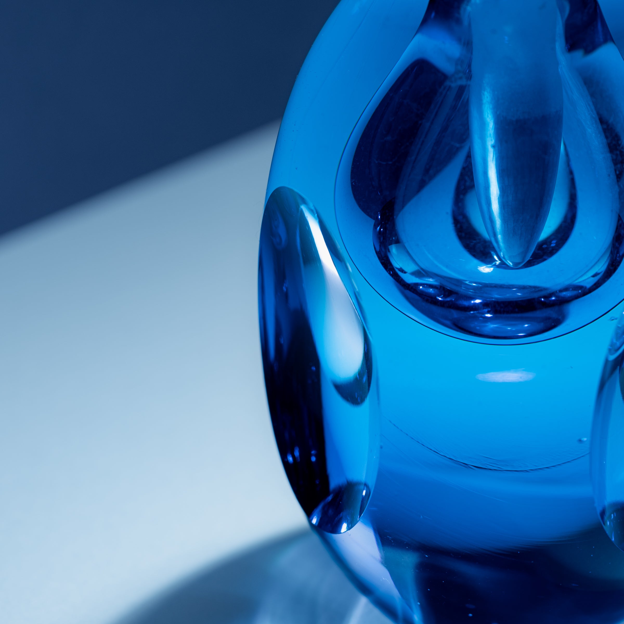 Erinnerungen an die Farben des Ozeans Blau Parfümflasche