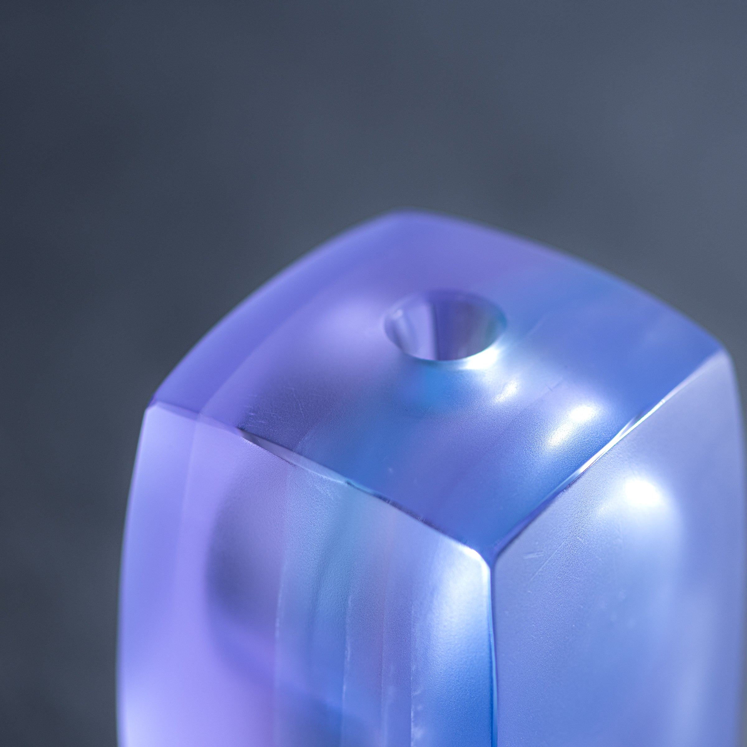 Erinnerungen an Farben Violett Dämmerungs-Einzelblumenvase