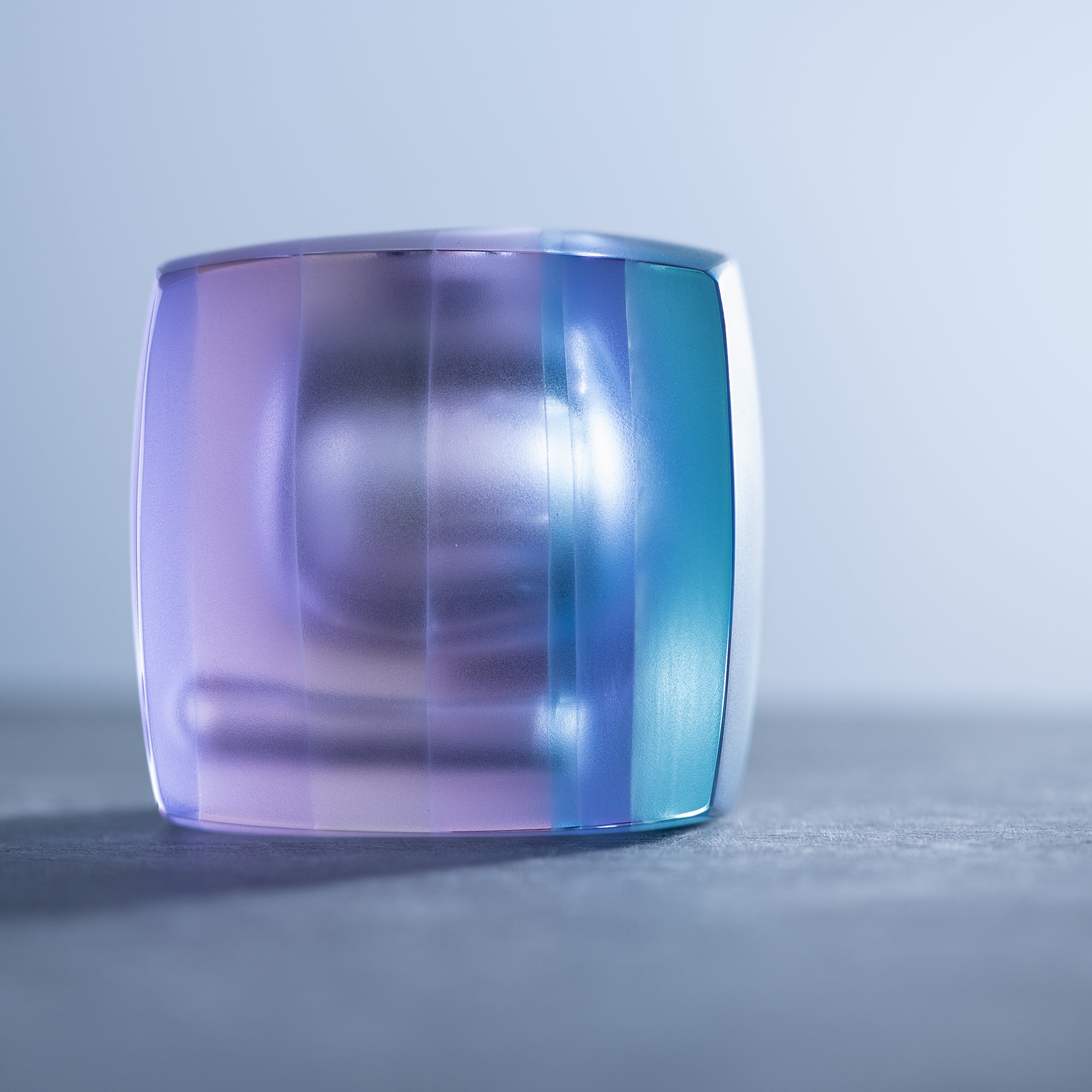 Erinnerungen an Farben Violett Kleine Einzelblumenvase „Twilight“
