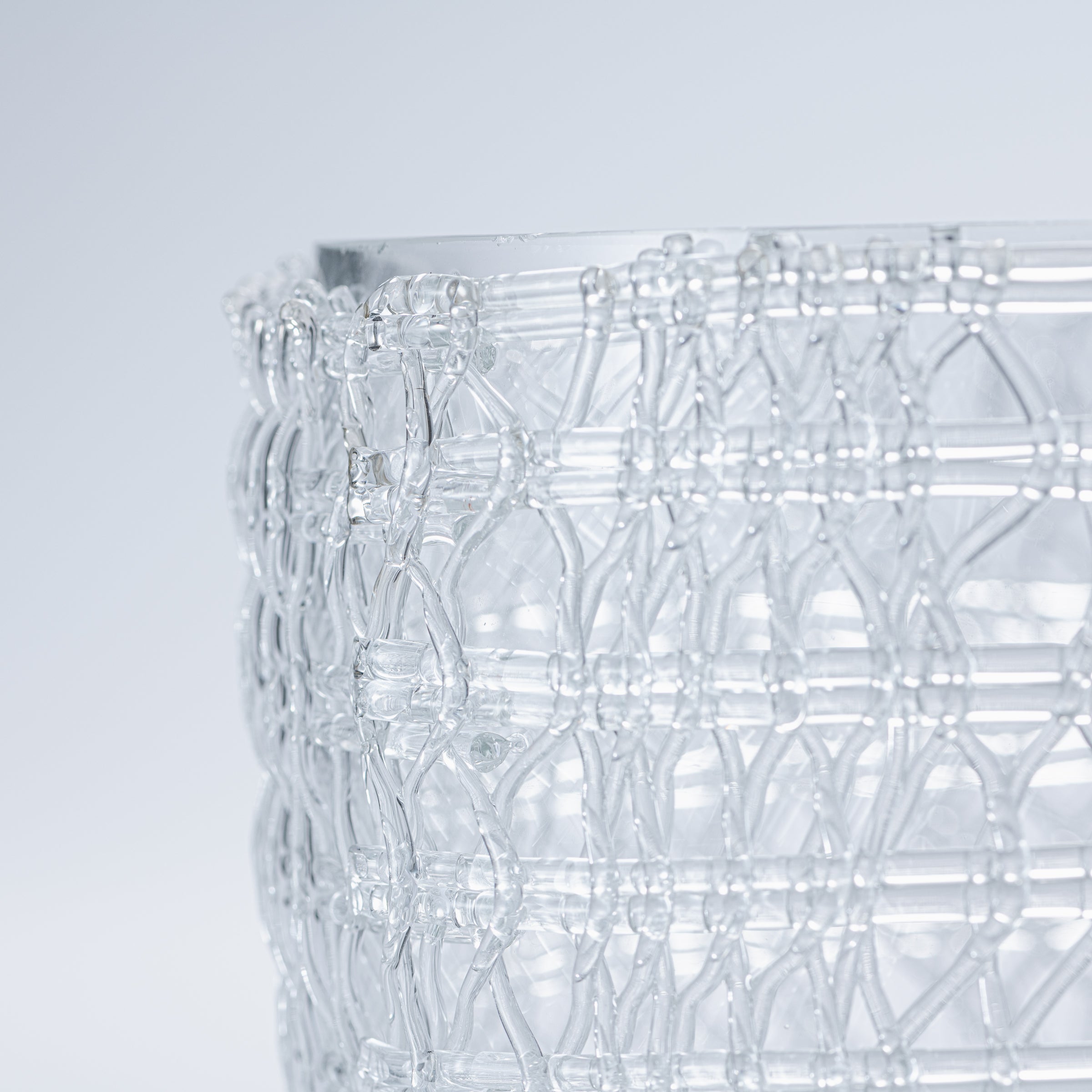 Sumu Woven Water Container