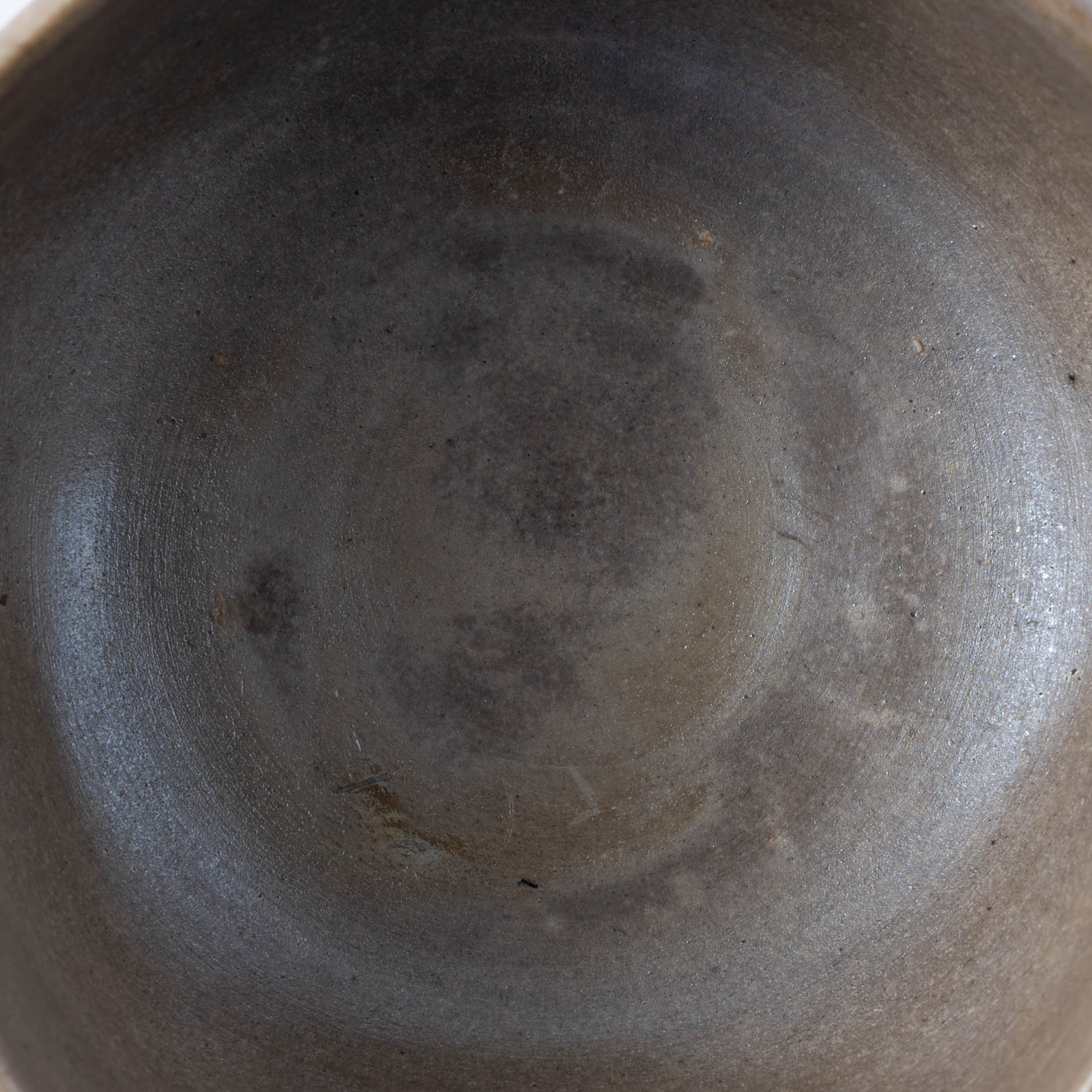 Ao-Bizen Five-Sided Matcha Bowl