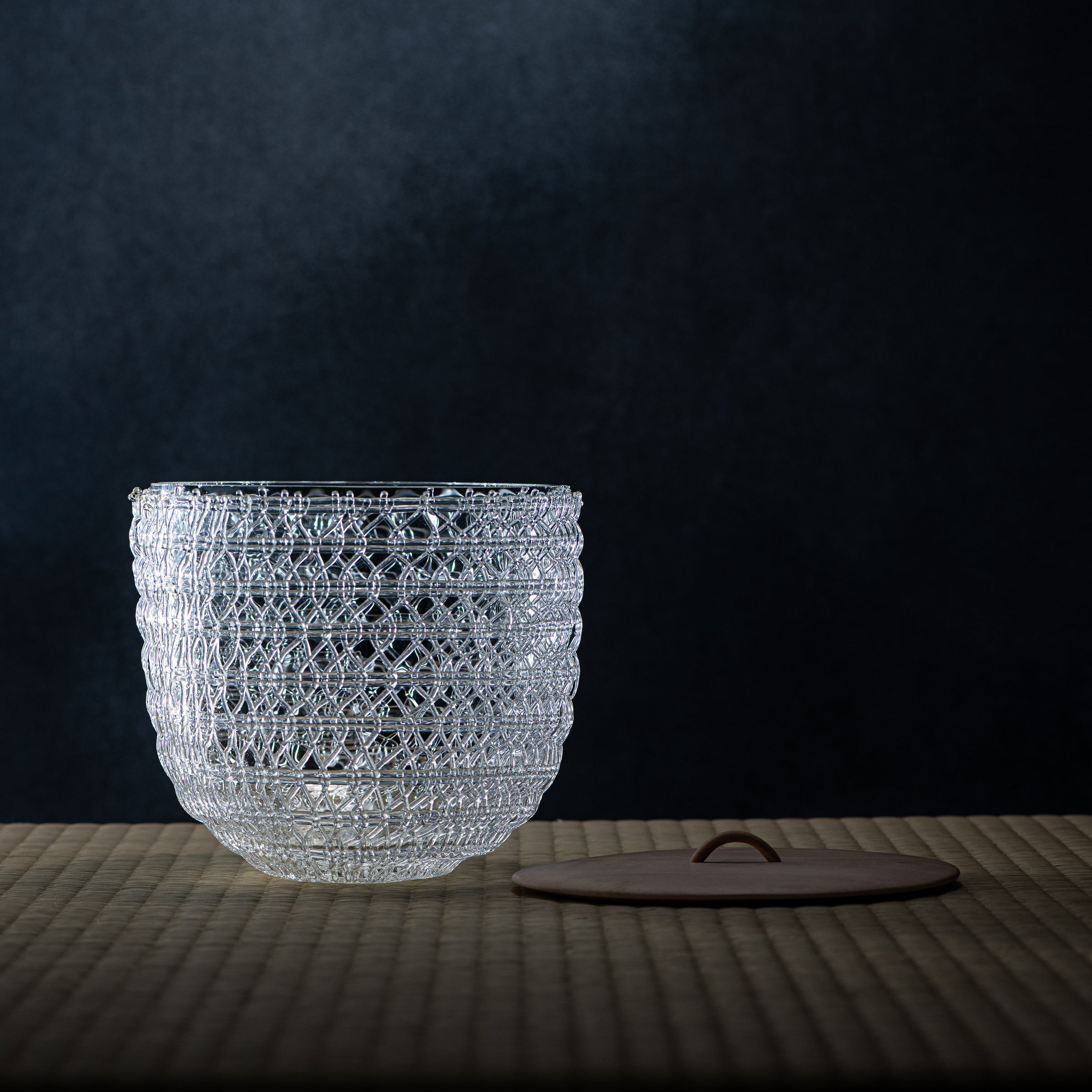 Sumu Woven Water Container