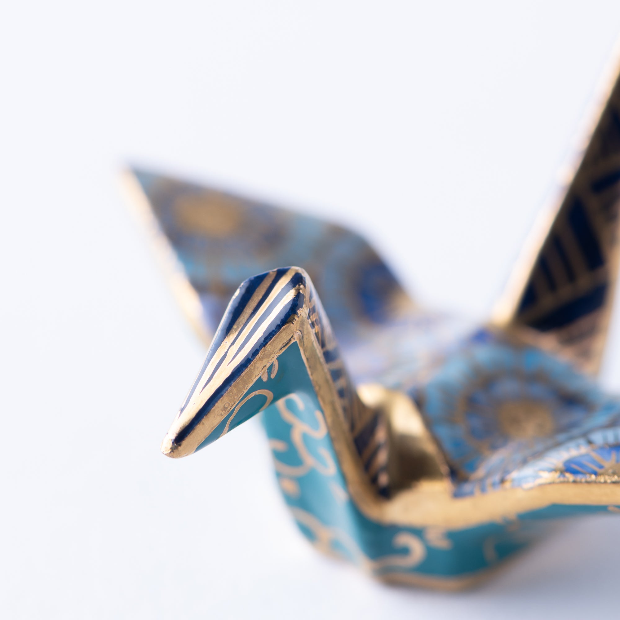 Adorno de Grulla con Flores Azules