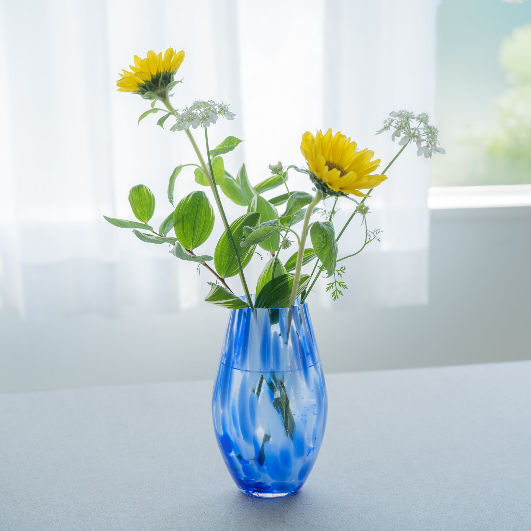 The Wind of Color Flower Vase