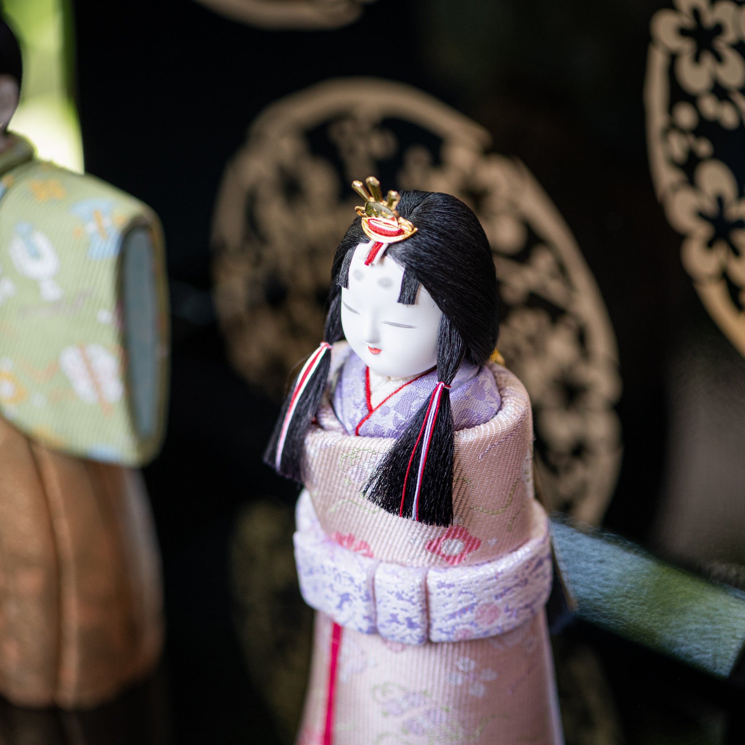 Standing Hina Dolls with Maki-e Plum Blossom Screen