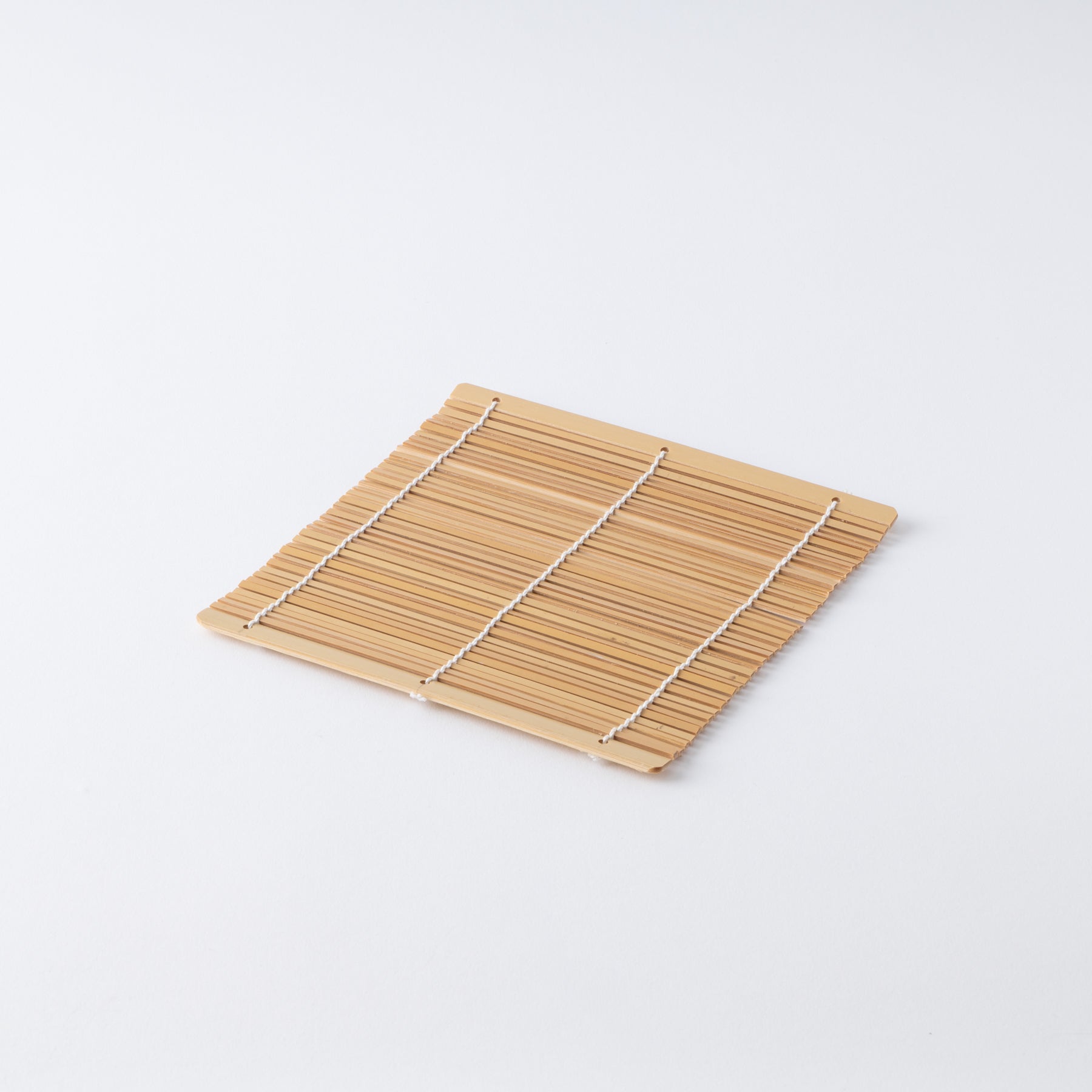 Plateau japonais carré à rebord haut pour soba