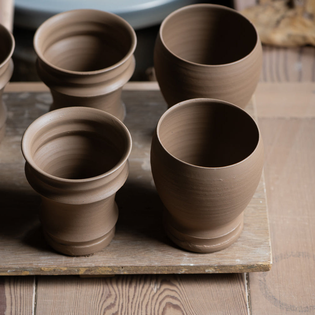 Chalaza Cracked Rim Brown Inlay on Black Plant Pot 3.7 In