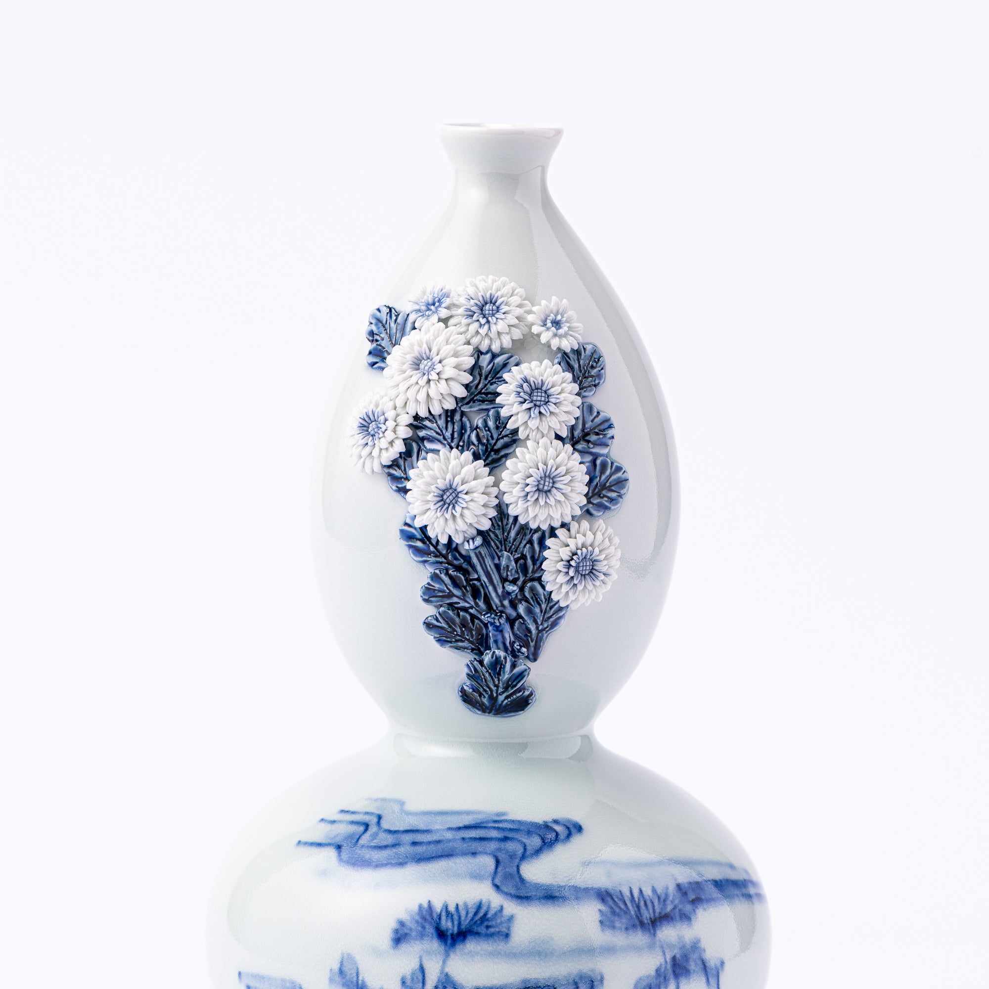 Vase à fleurs Hirado motif chrysanthème et eau courante