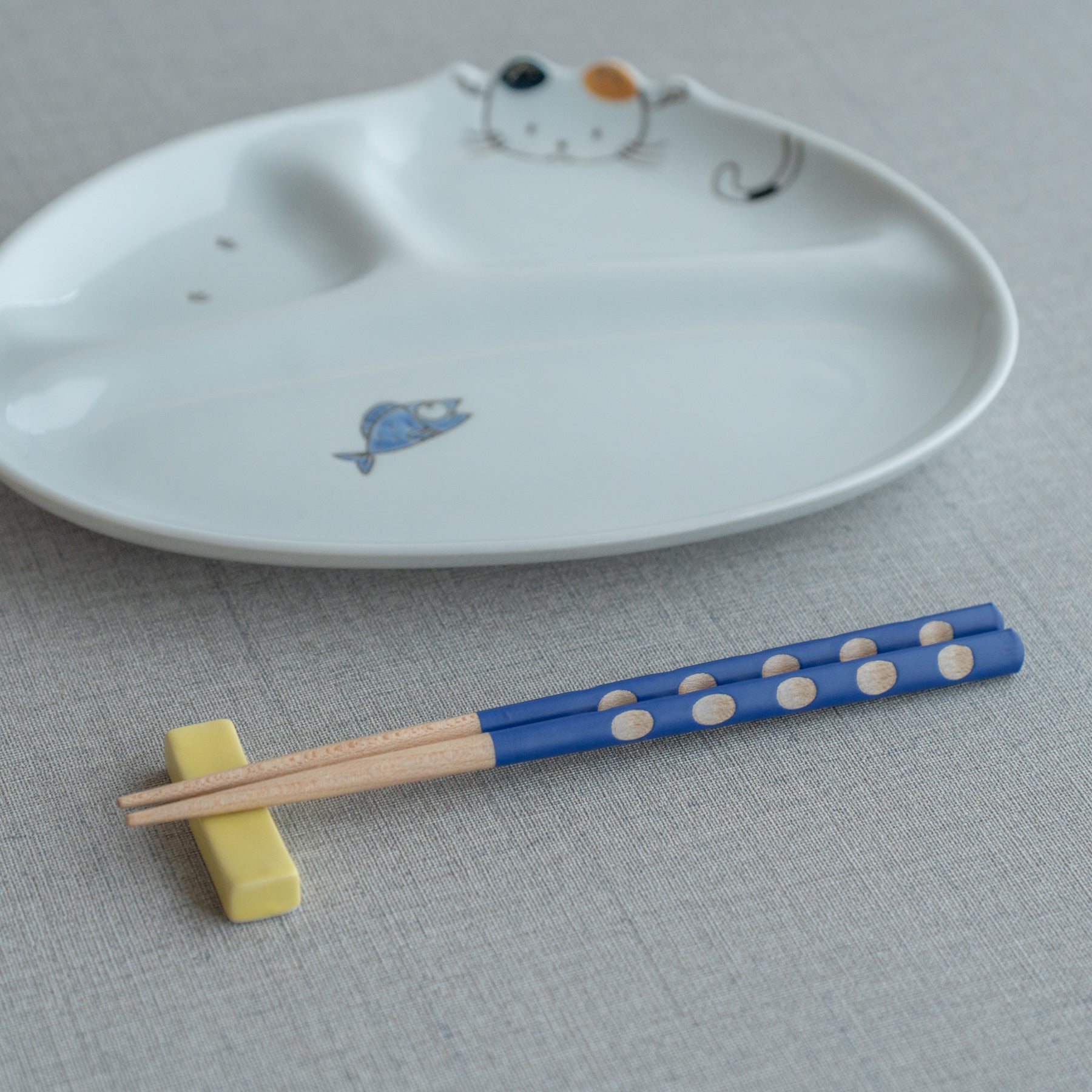 Bunte dreieckige Kinderstäbchen