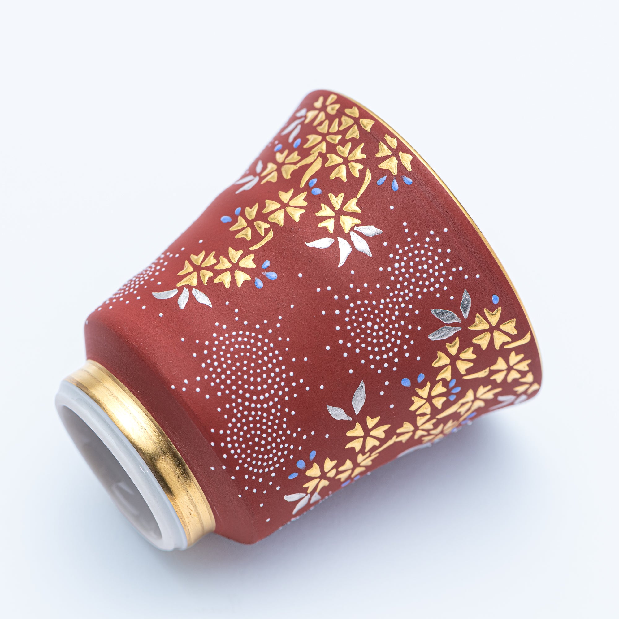 Copa de sake Morikin Shirochibu con sakura llorón rojo