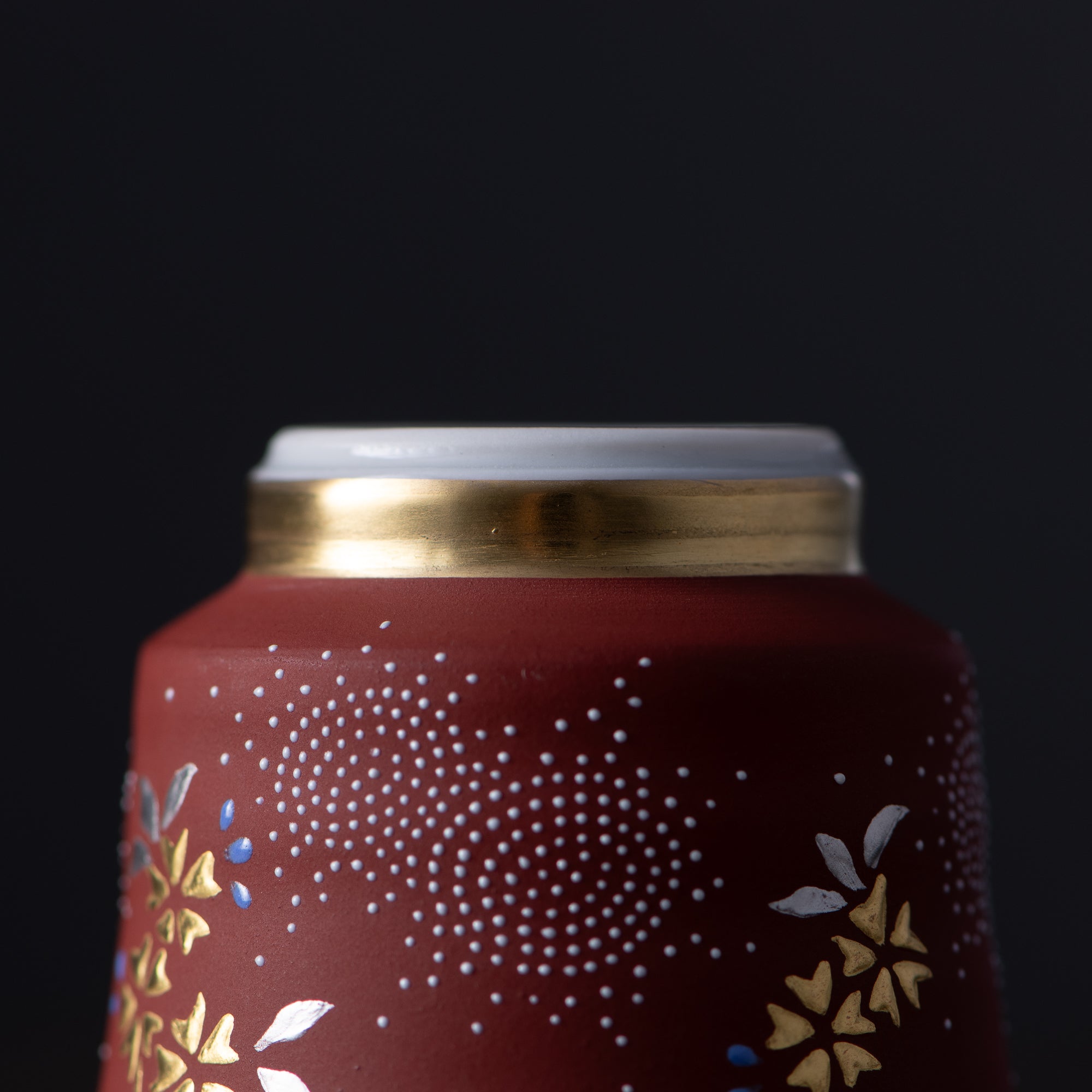 Copa de sake Morikin Shirochibu con sakura llorón rojo