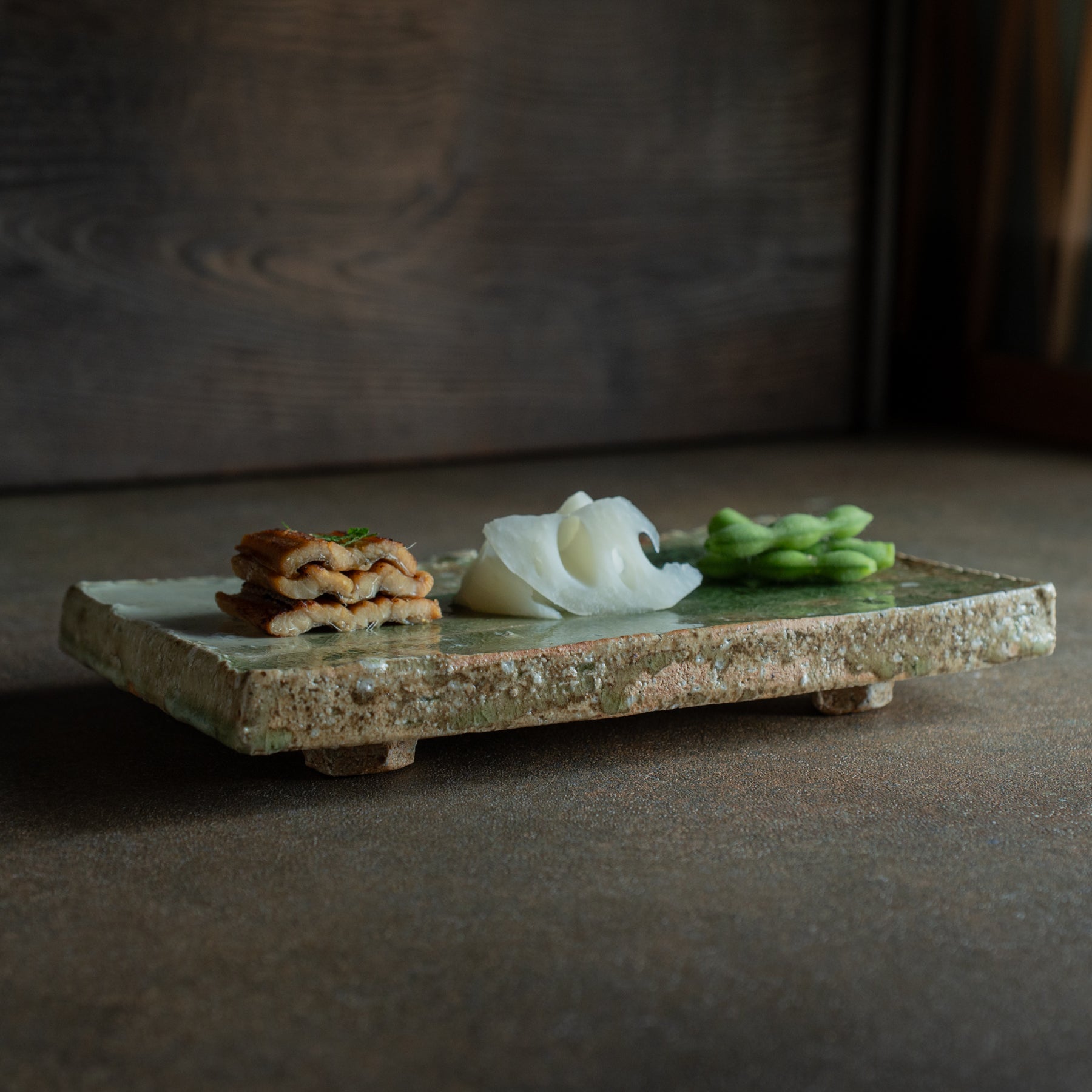 Iga Faceted Long Dinner Plate