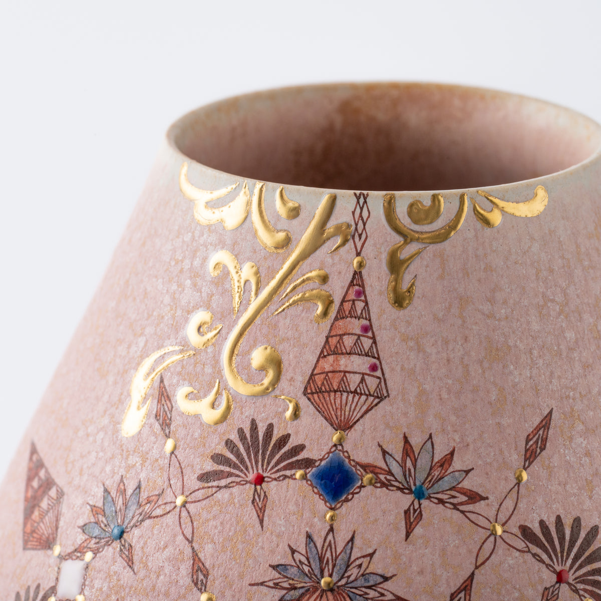 Ebicha-Saibyo Palast in der Dunst-Blumenvase