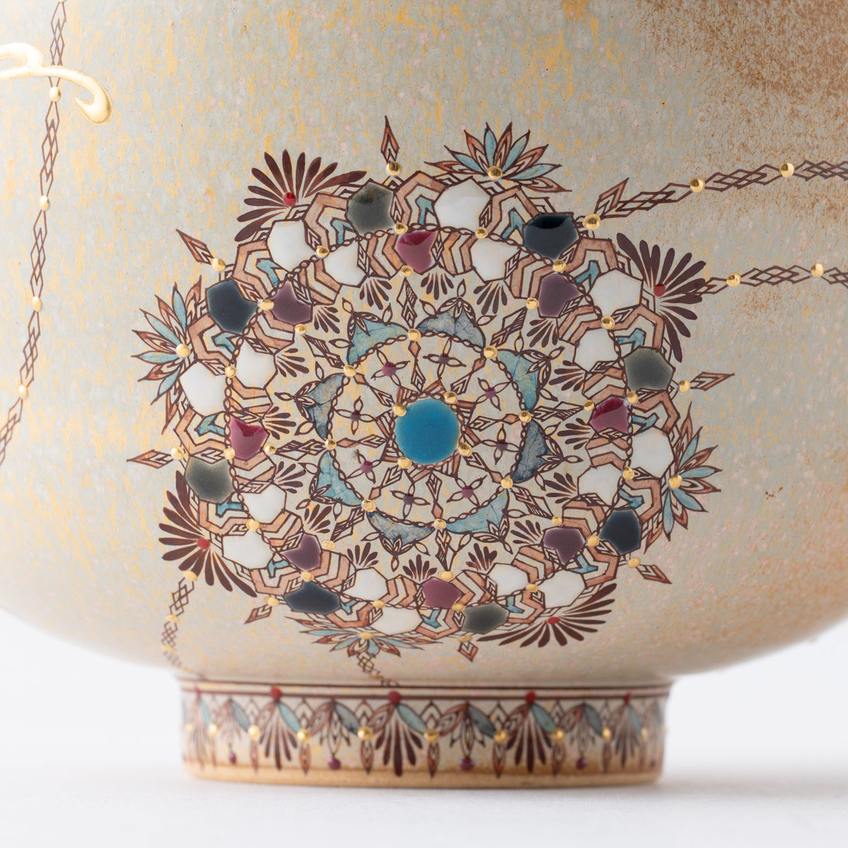 Ebicha-Saibyo Window with Gold