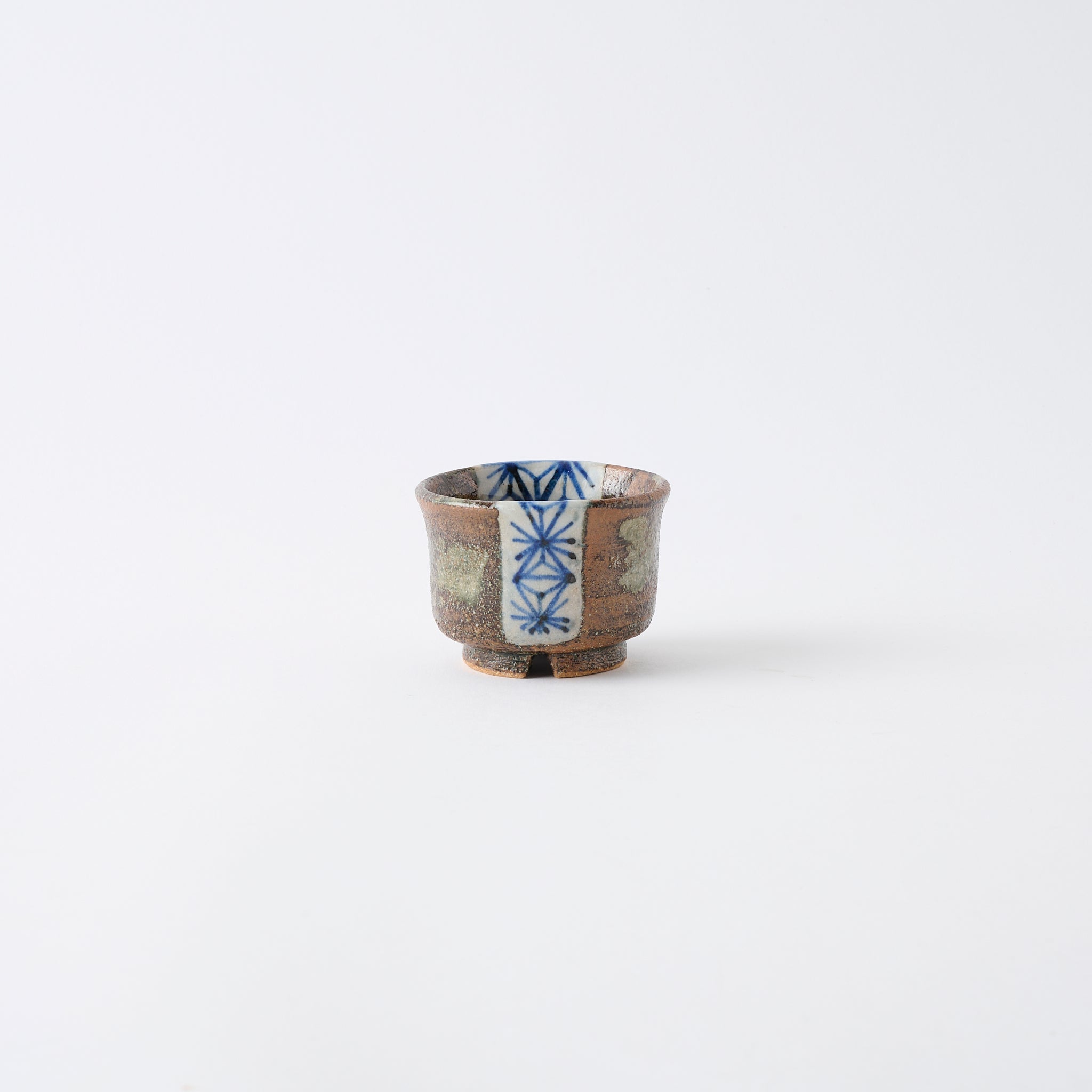 Guinomi Sake-Becher im Hanfblatt-Design