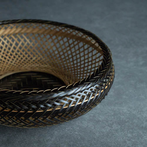 Cesta de bambú de tejido fino negro