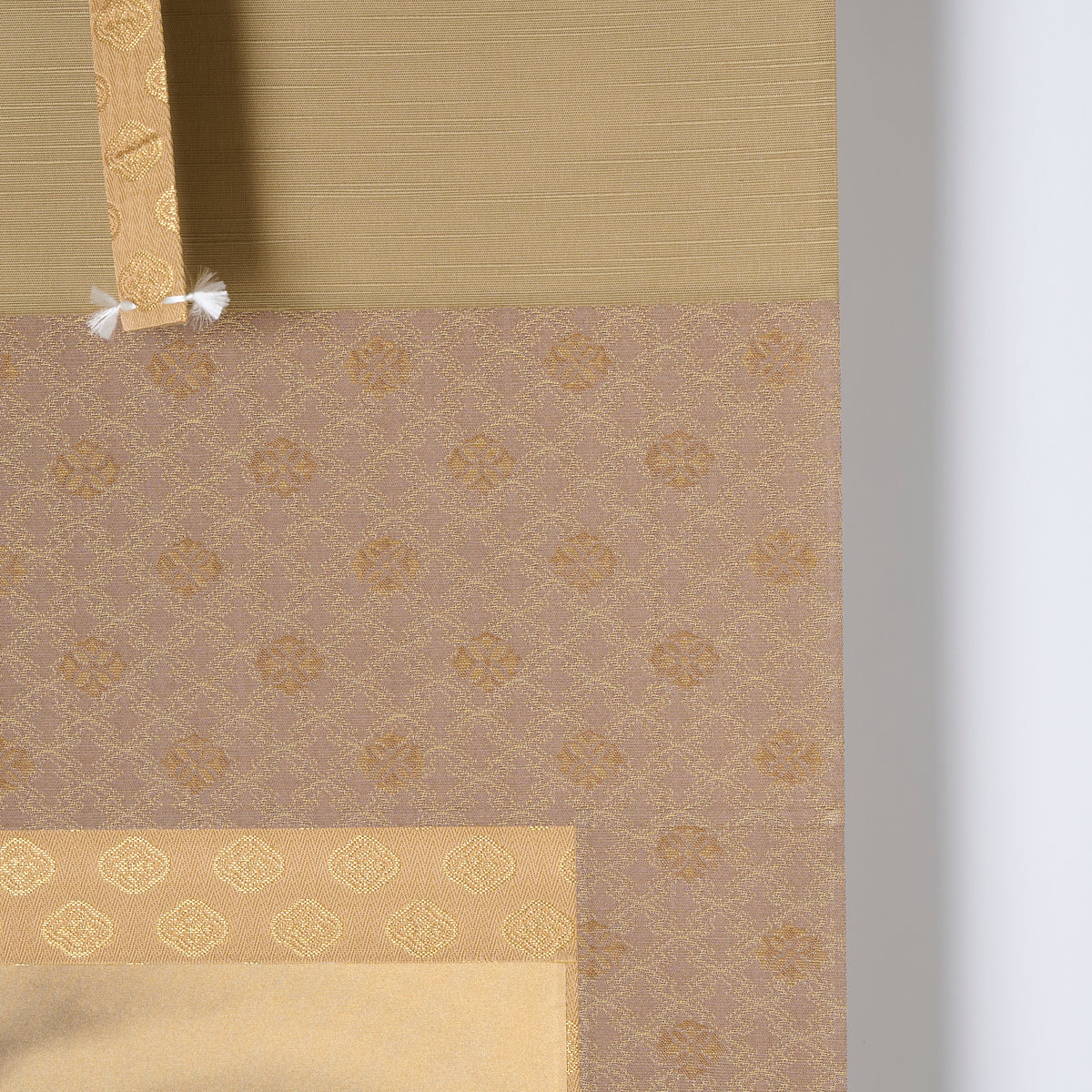 Golden Dragon Kakejiku Hanging Scroll