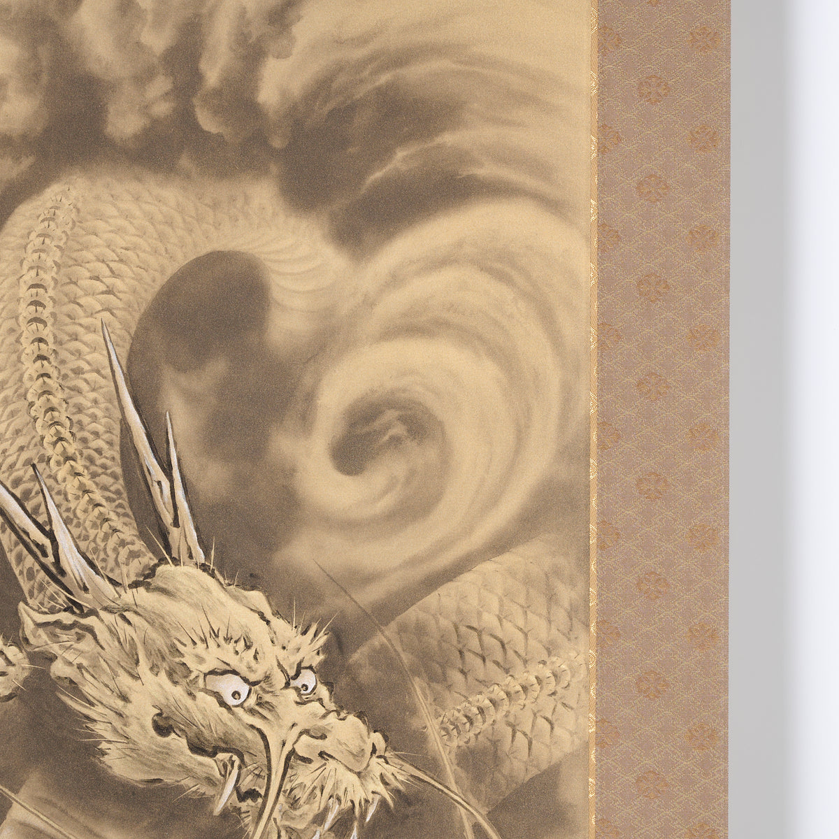 Golden Dragon Kakejiku Hanging Scroll