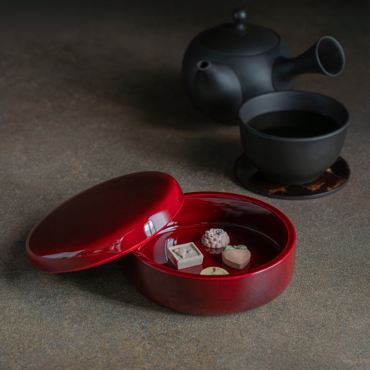 Red Amber Round Candy Box