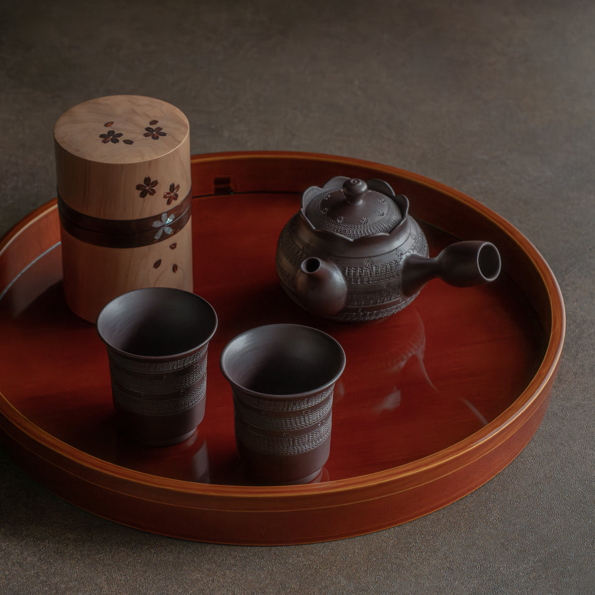 Golden Amber Bentwood Round Tray