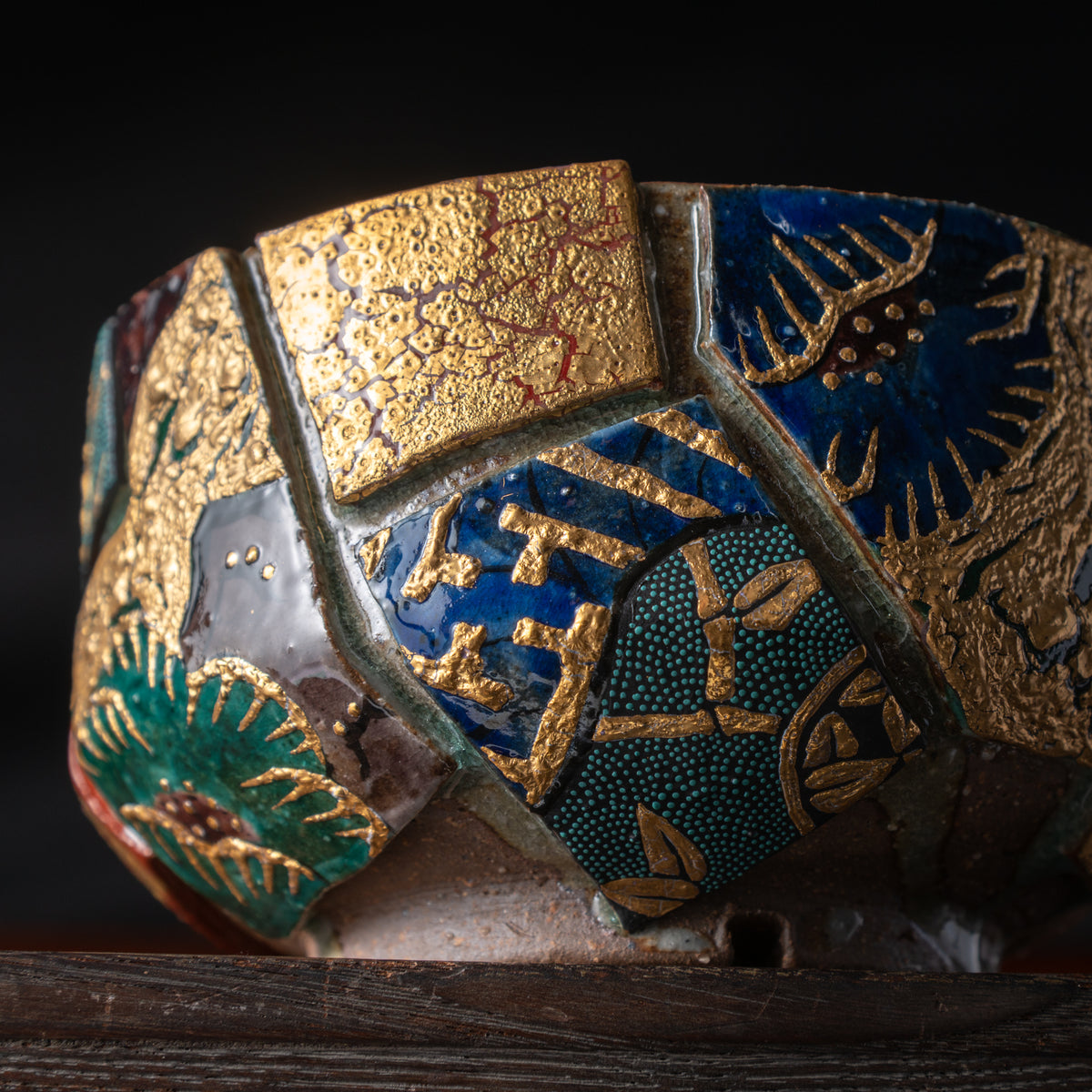 Gold Auspicious Motifs Paneled Plant Pot