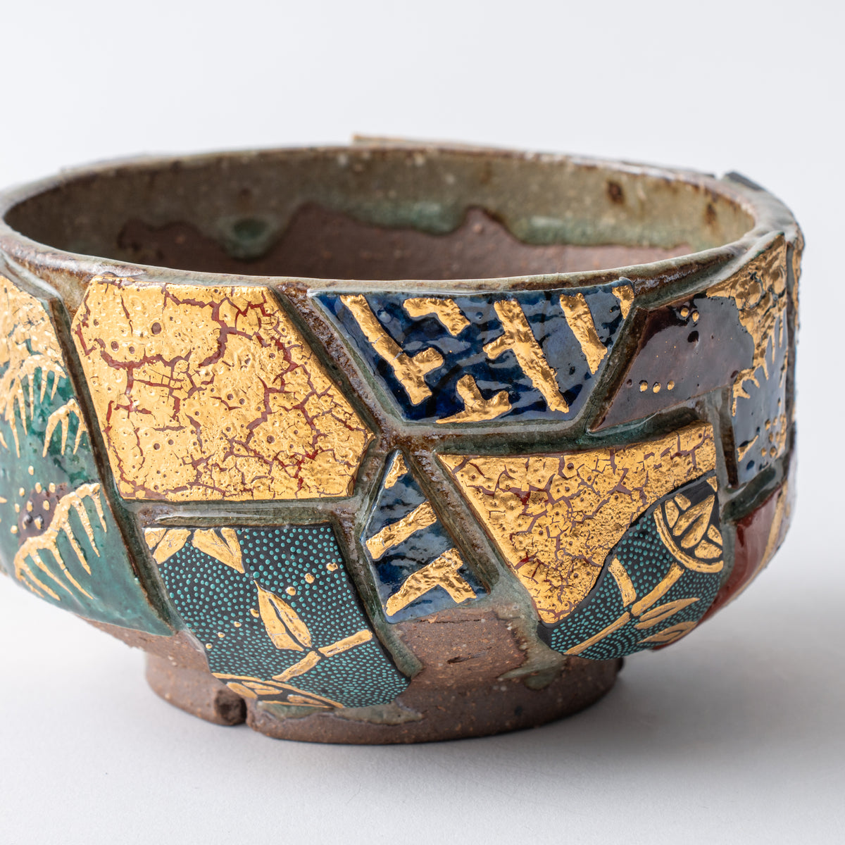 Gold Auspicious Motifs Paneled Plant Pot
