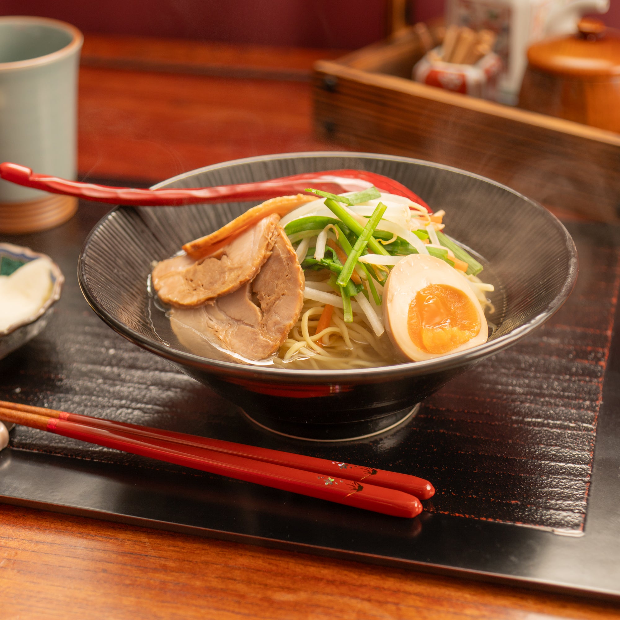 Black Tokusa Mino Ware Ramen Bowl S