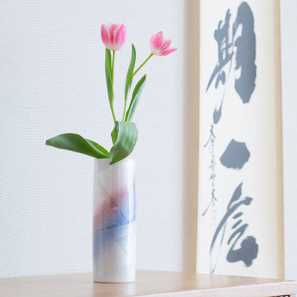Ginsai Hibiki Kutani Japanese Flower Vase