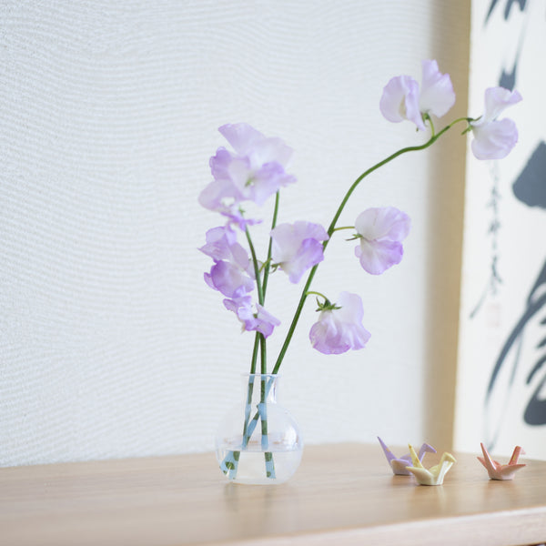 Hirota Taisho Roman Checkered Pattern Edo Glass Single Flower Vase