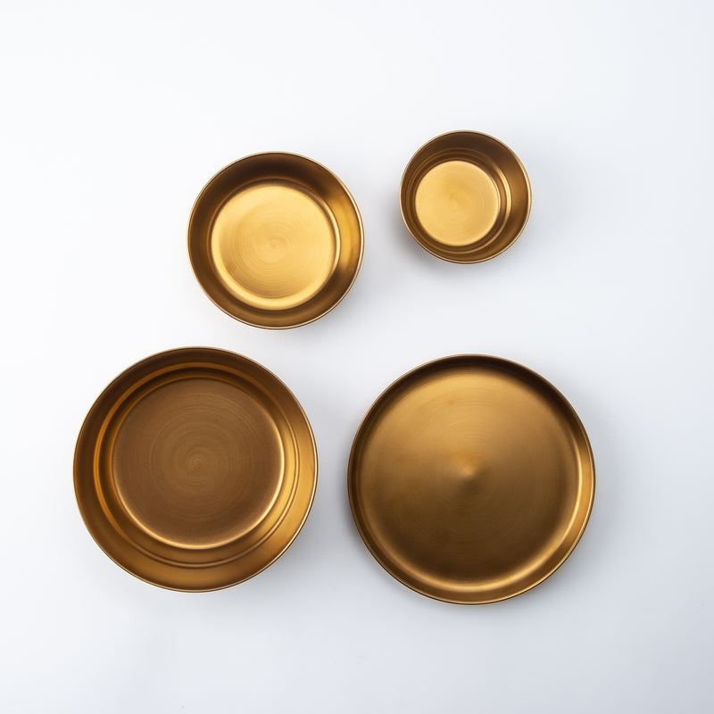 Arita Porcelain Lab Gold Conic Modern Jubako Bento Box