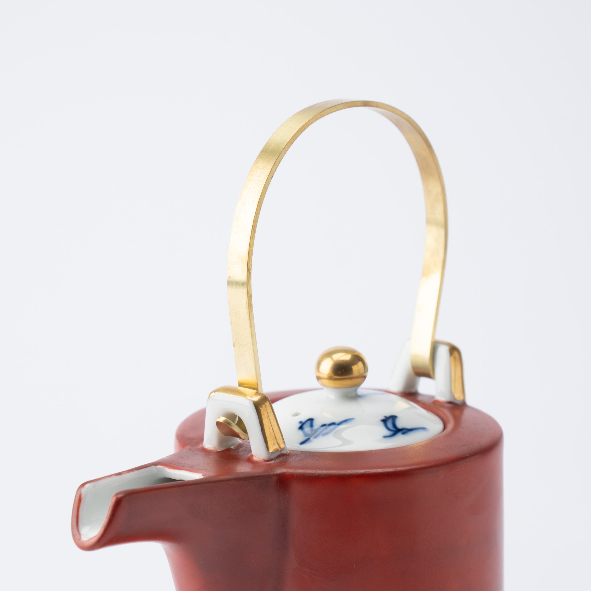 Bengara Red Tall Sake Pot