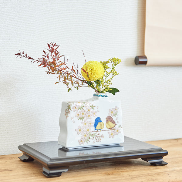 Sakura and Sparrow Kutani Japanese Flower Vase