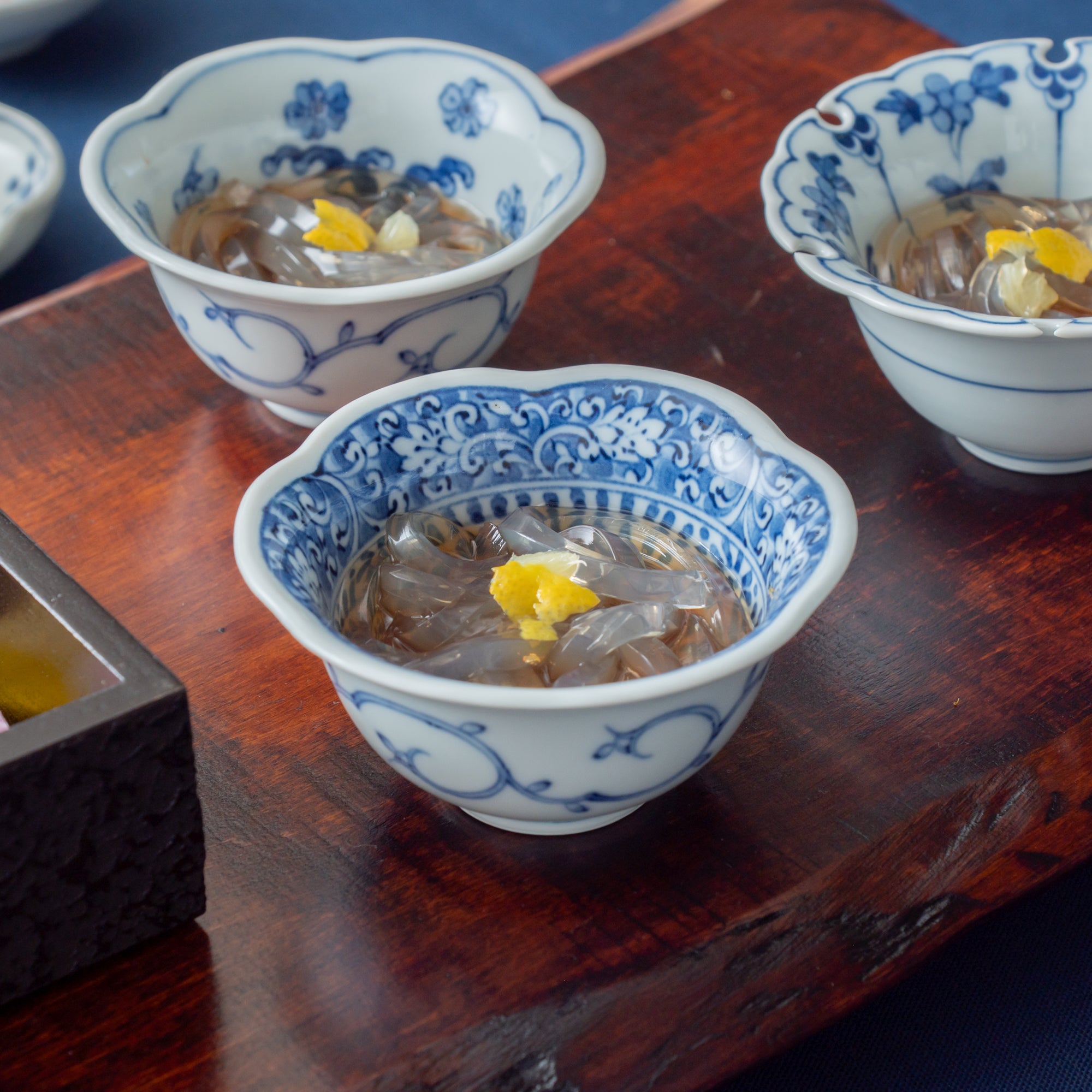 Petaled Rim Abundant Vines Kobachi Small Bowl