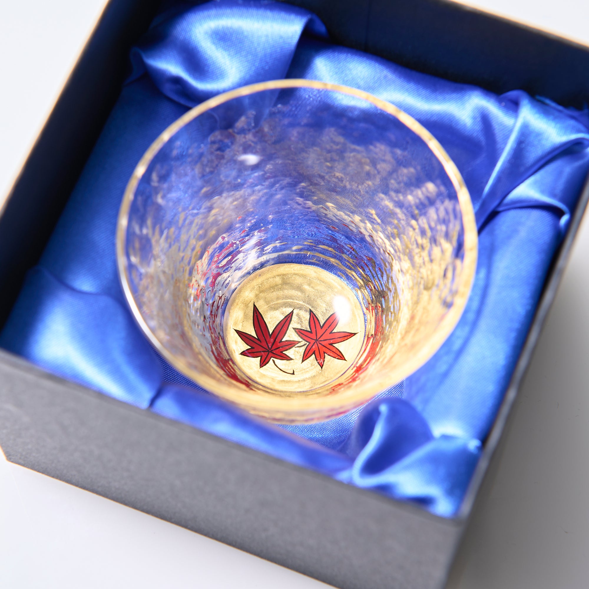 Yoshita Kasho Maple Leaves Maki-e Glass Sake Cup