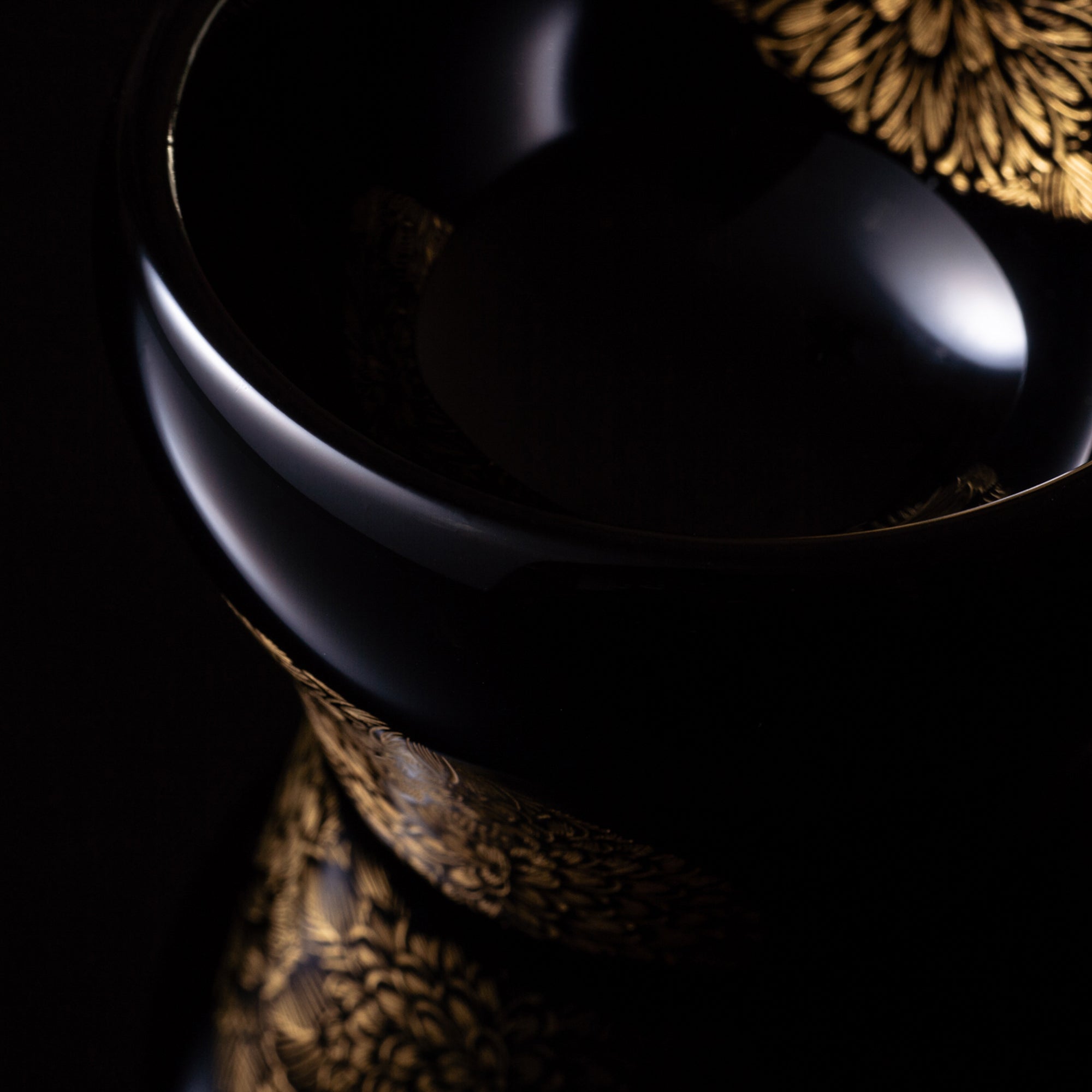 Moon and Chrysanthemum Sake Set