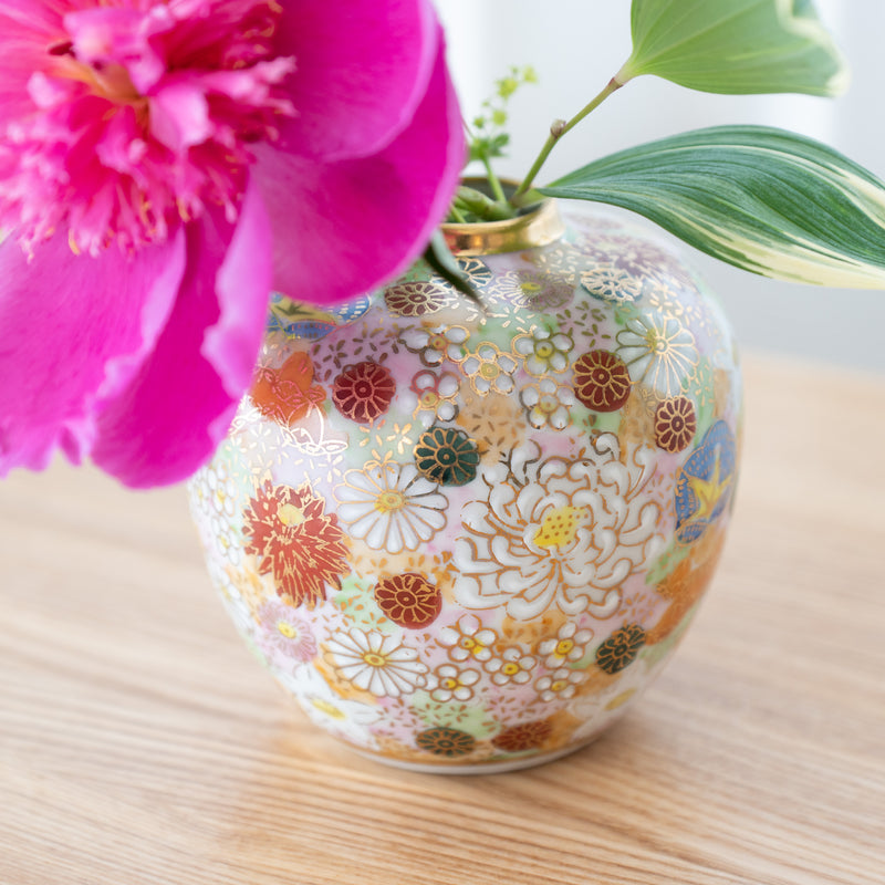 Hanazume Kutani Japanese Flower Vase