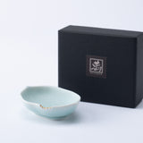 Hataman Touen Moist Gold Leaf Imari Nabeshima Ware Sauce Plate