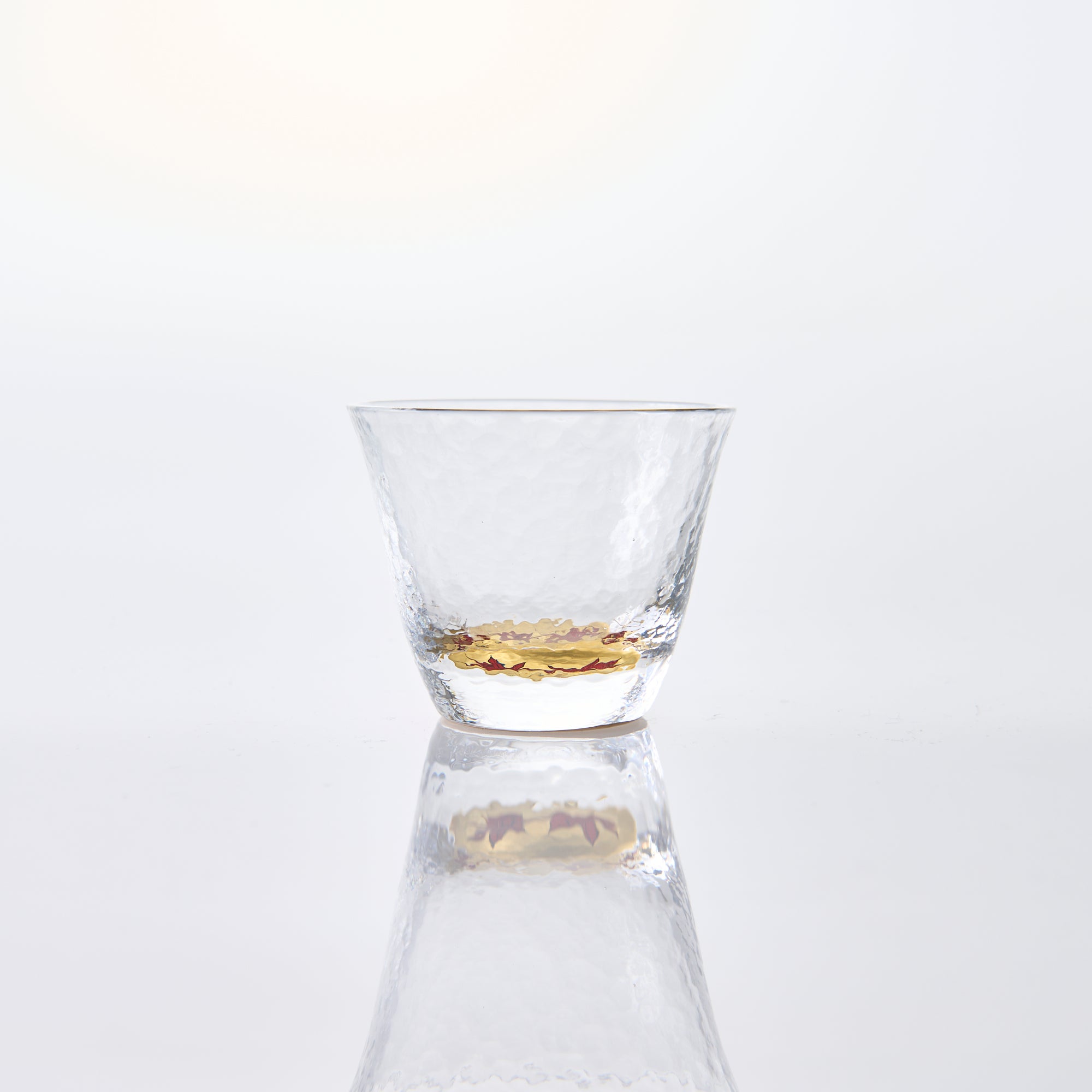 Yoshita Kasho Maple Leaves Maki-e Glass Sake Cup