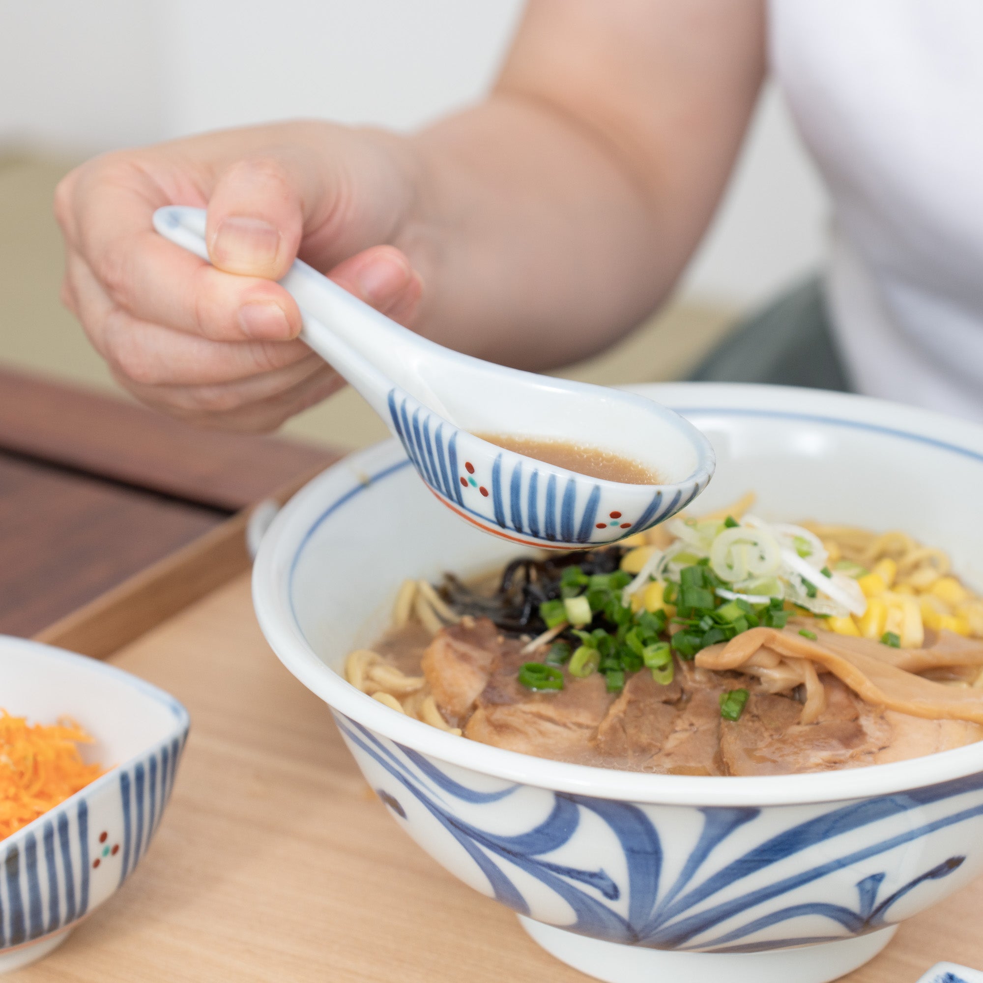 Traditional Patterned Ramen Spoon with Spoon Rest
