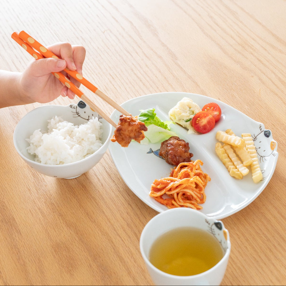 Tiny Diners Wave Kids Dinnerware Set