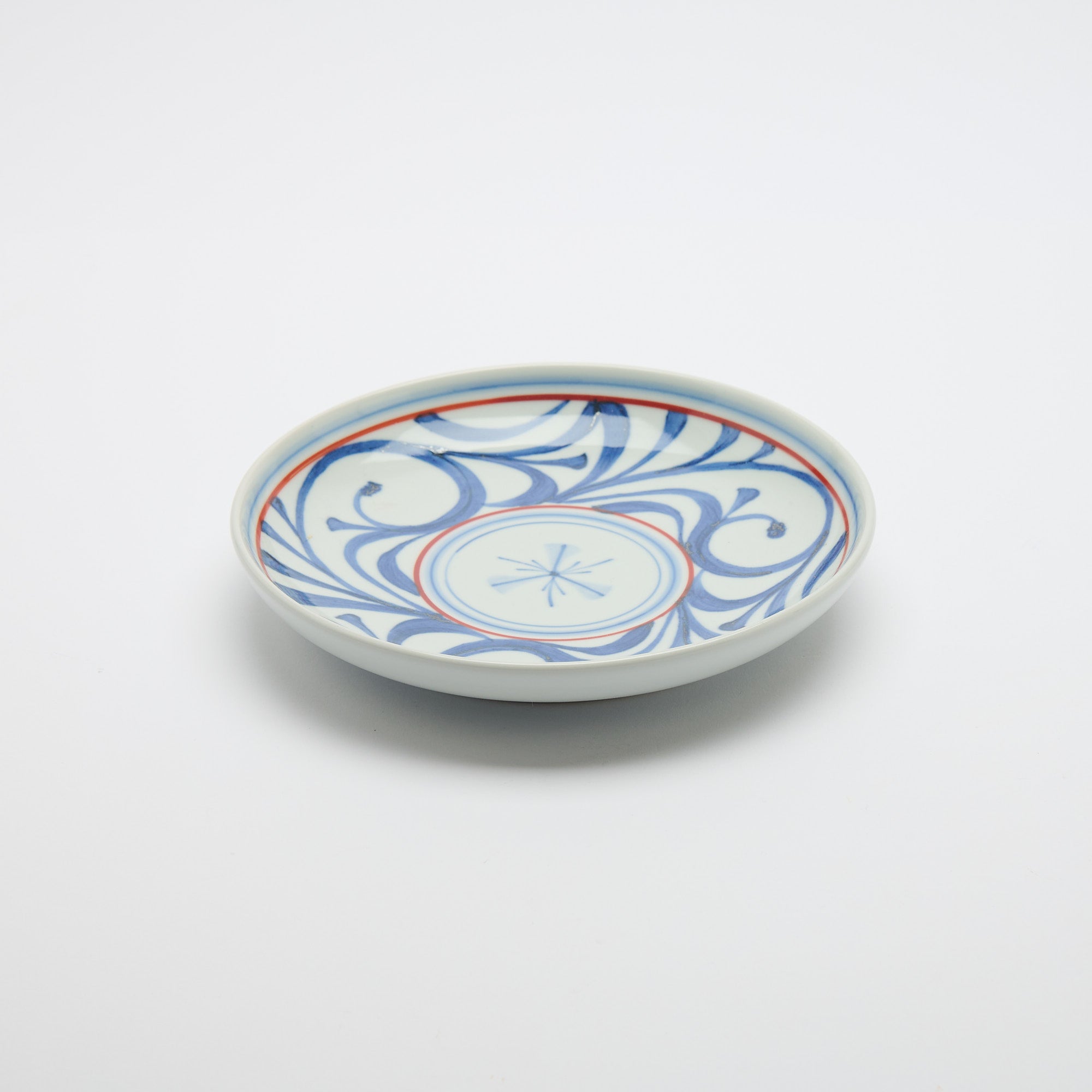 Red Line Arabesque Deep Round Dinner Plate