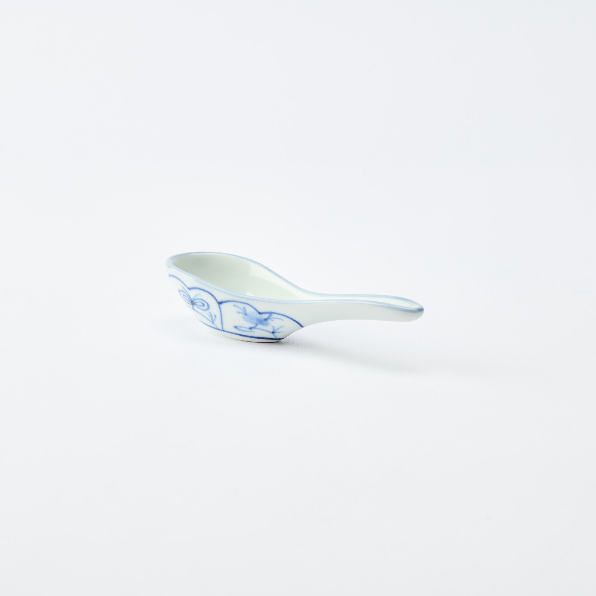 Traditional Patterned Ramen Spoon with Spoon Rest