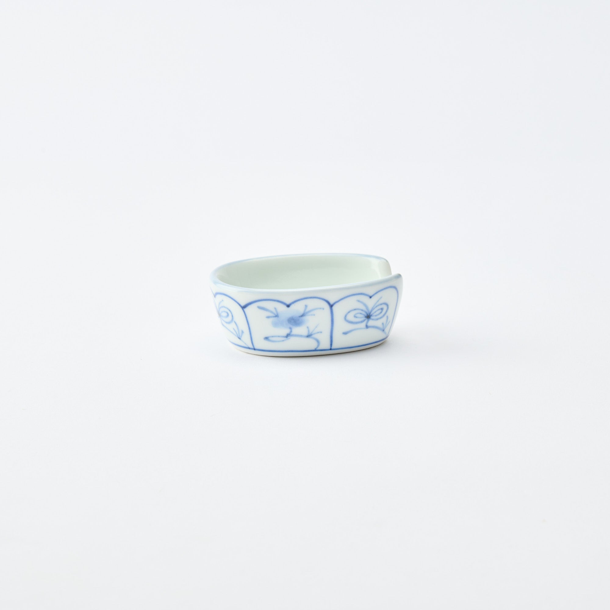 Traditional Patterned Ramen Spoon with Spoon Rest