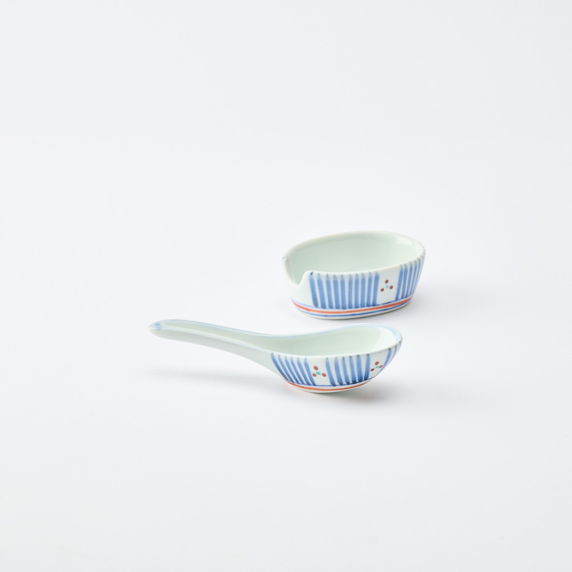 Traditional Patterned Ramen Spoon with Spoon Rest