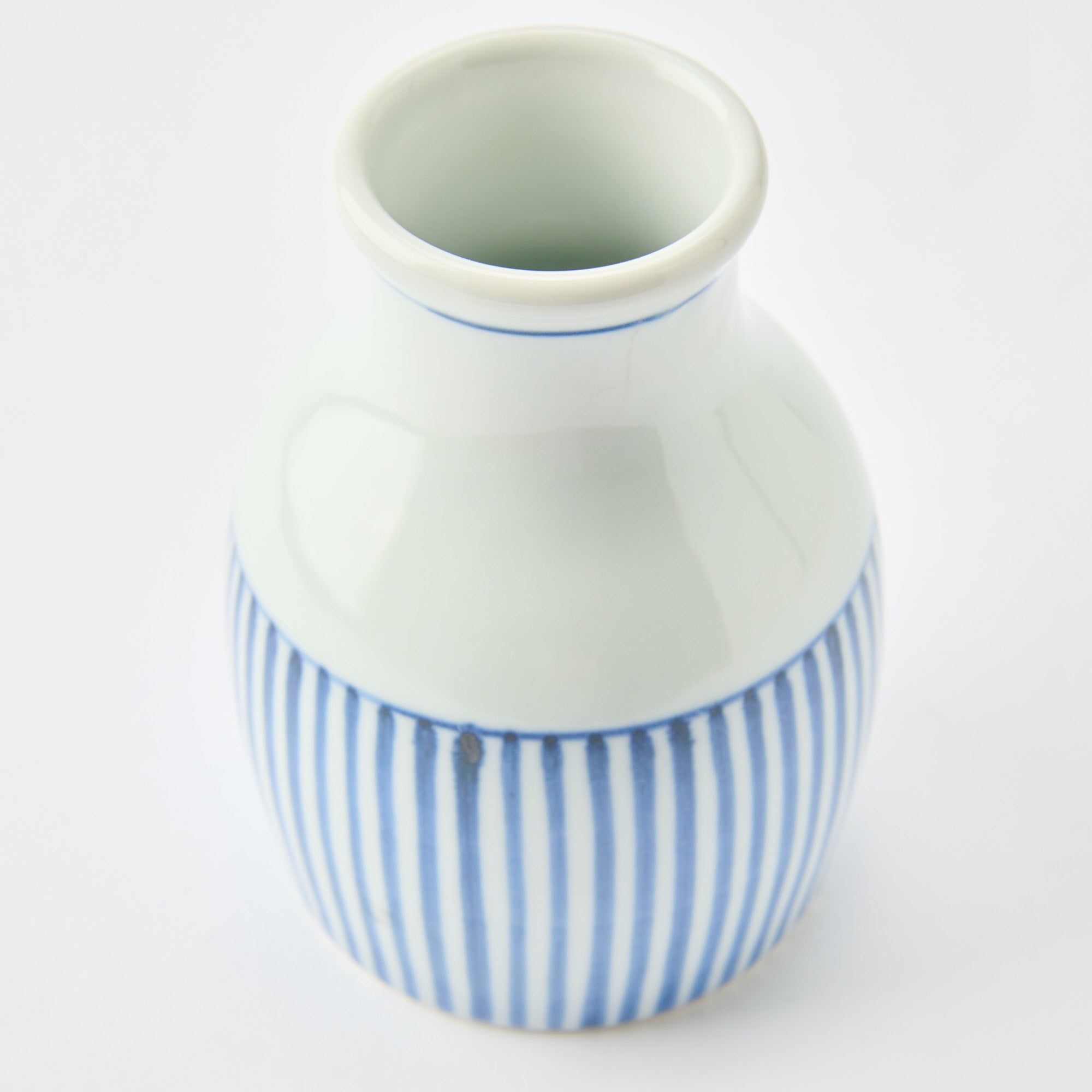 Traditional Patterned Sauce Bottle 7.8 fl oz